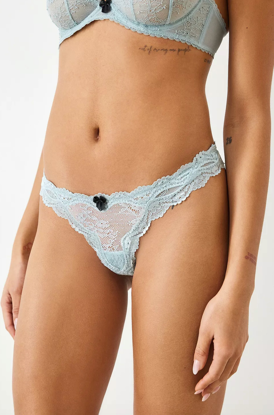 Urban Outfitters Out From Under Liv Contrast Lace Thong – Blue Size XL RRP: £10