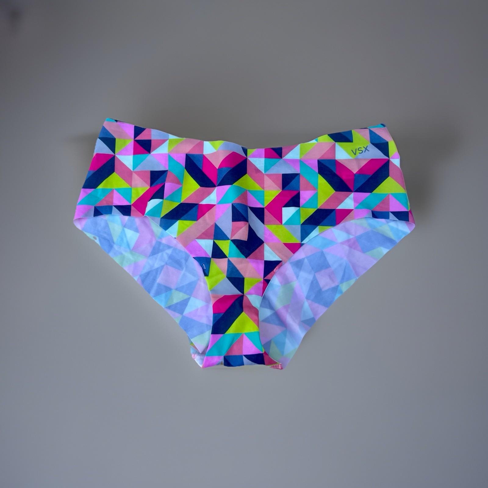 Victoria’s Secret VSX Silky Smooth Sport Yoga Panty Neon Geo Seamless No Show