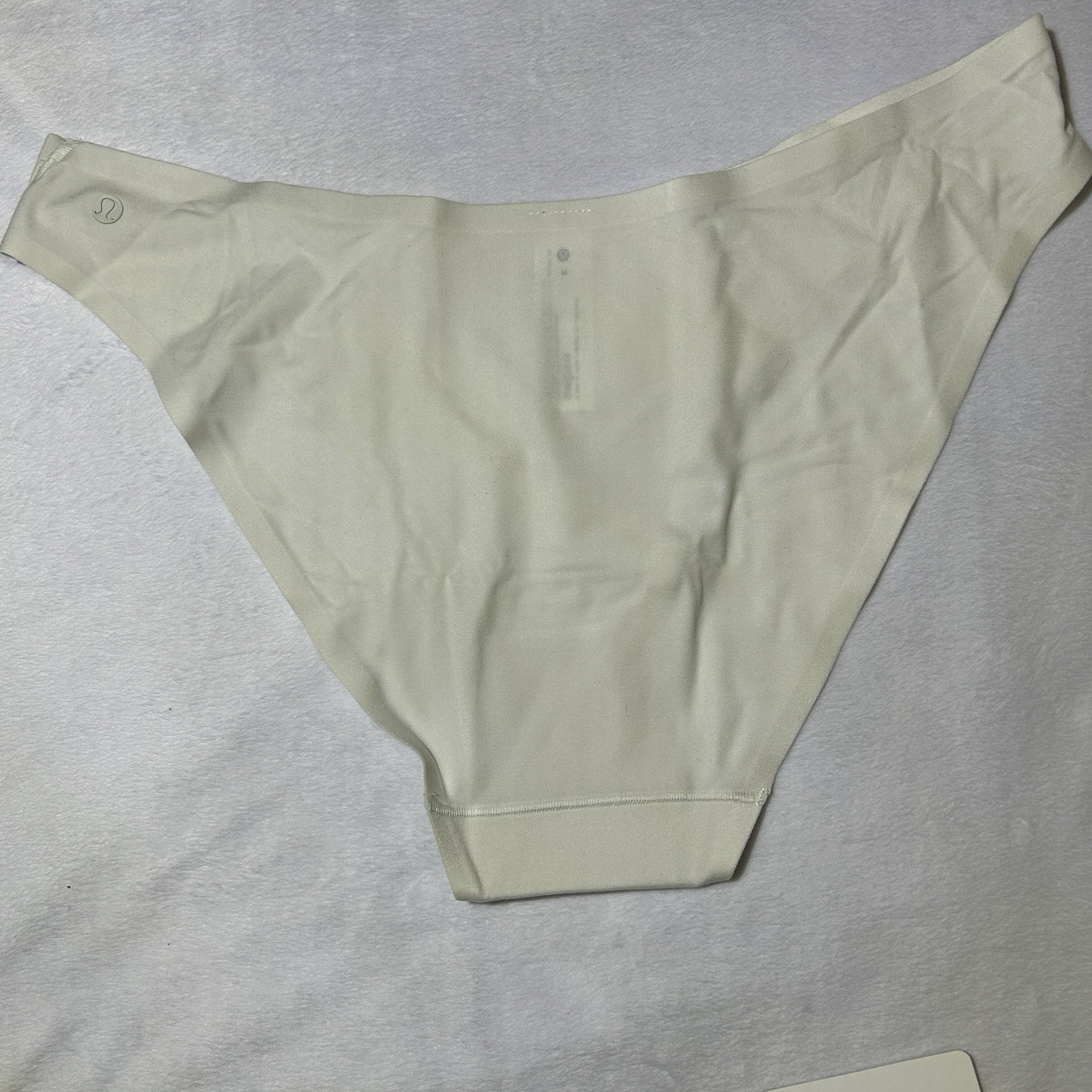 Lululemon Wundermost Bikini Underwear Bone 1 Pack Ultra Soft Nulu Medium NEW!