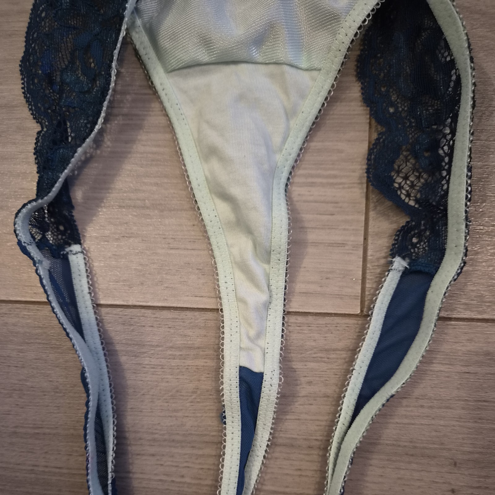 BNWOT Ann Summers Deep Teal Blue & Light Green Lace Thong Size 8-10