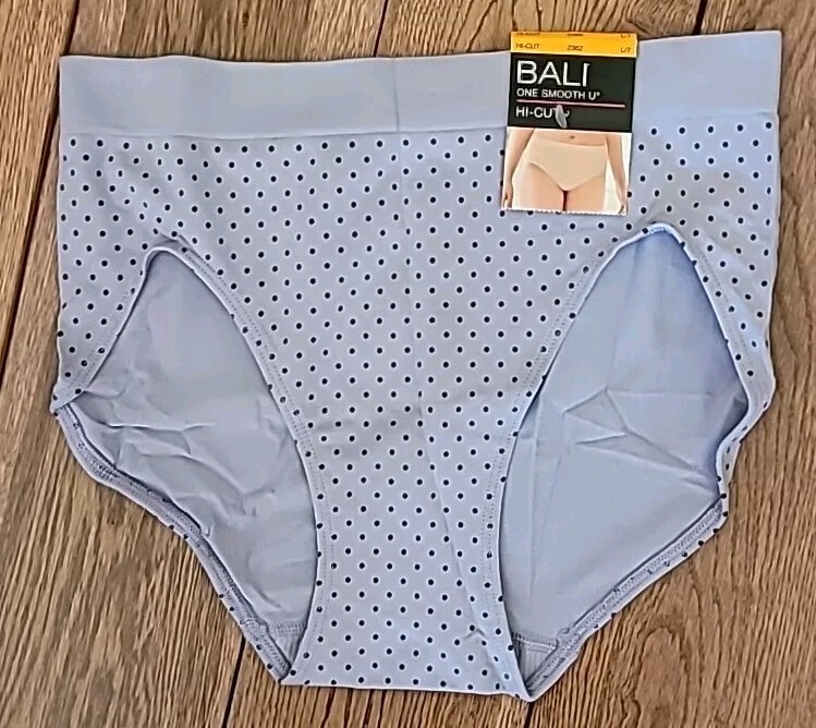Bali Women’s Everyday Comfort. Seamless Brief Panty. Lavender. Polka Dot. Sz 7