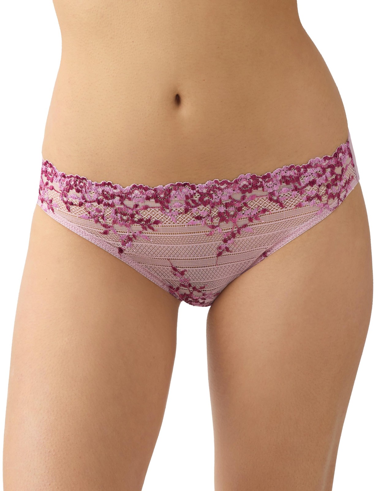 Wacoal Women’s Embrace Lace Moderate Coverage Bikini Panty, 64391, Keepsake