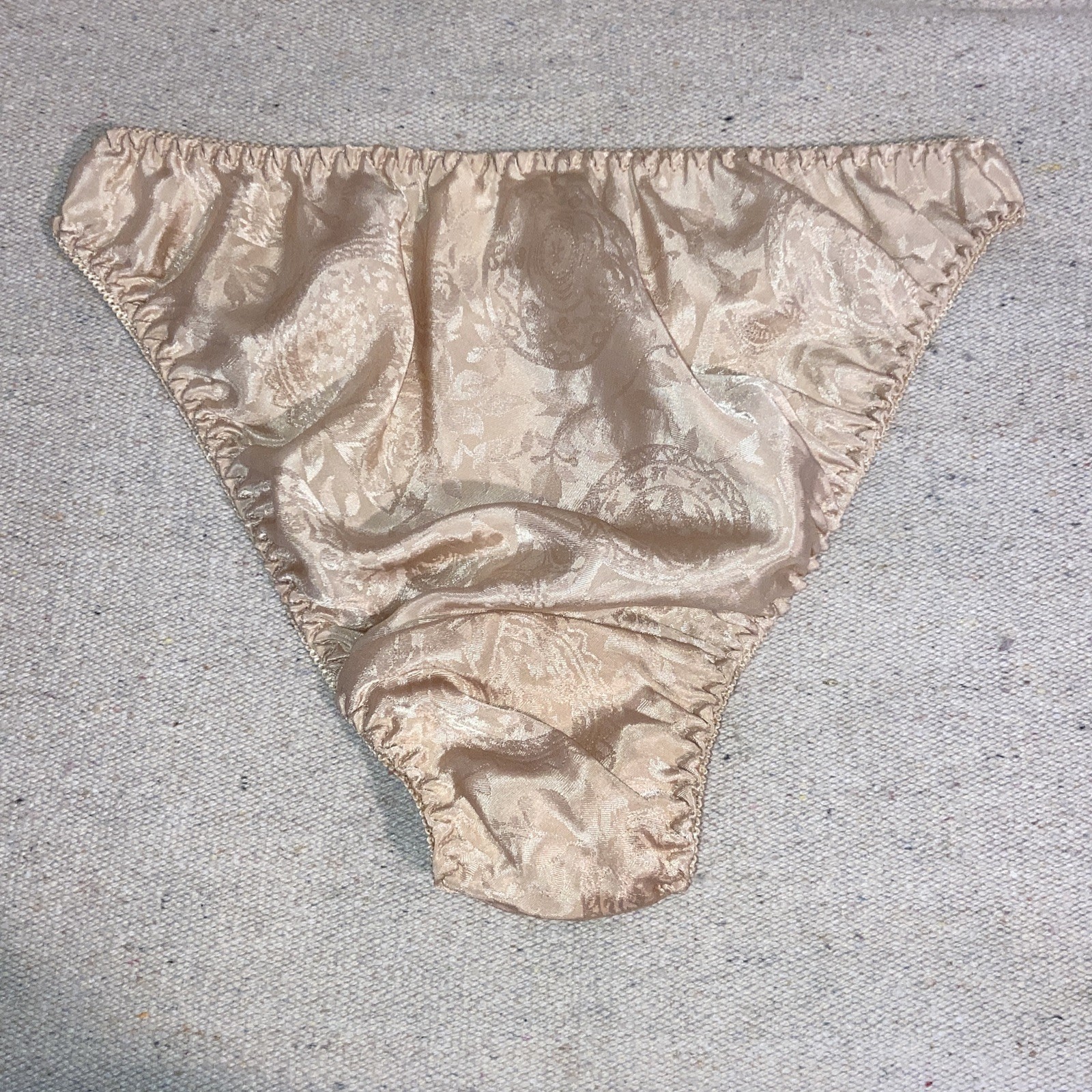 Vintage Victoria’s Secret Shiny Satin Medallion String Bikini Lace Panties S M