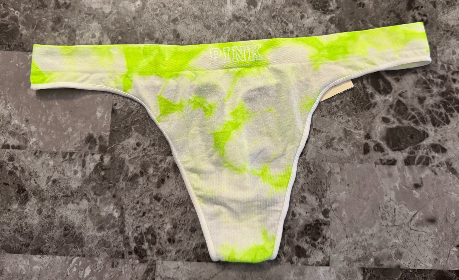 VICTORIA’S SECRET PINK S NEON GREEN TIE DYE SEAMLESS VINTAGE RARE THONG PANTIES