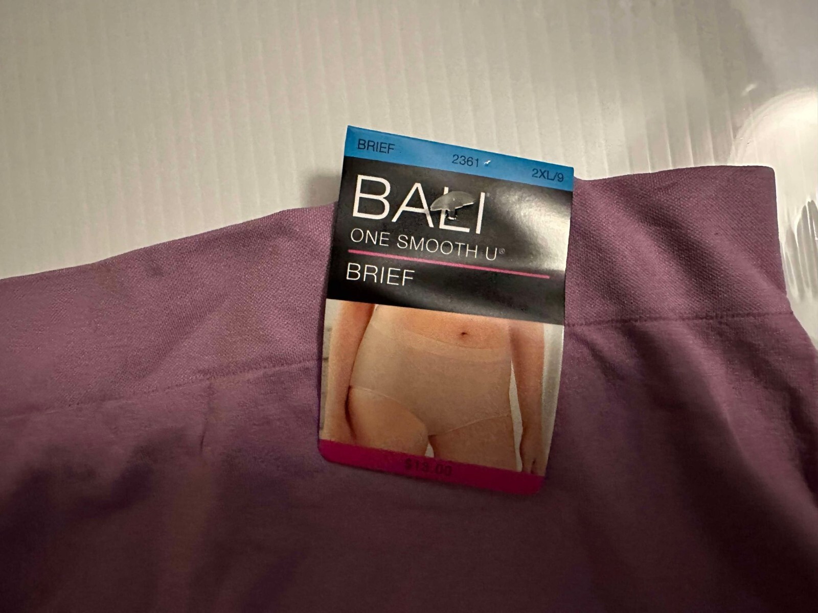 Bali ‘One Smooth U’ Brief Panties 2361 Purple 2XL/9 NWT