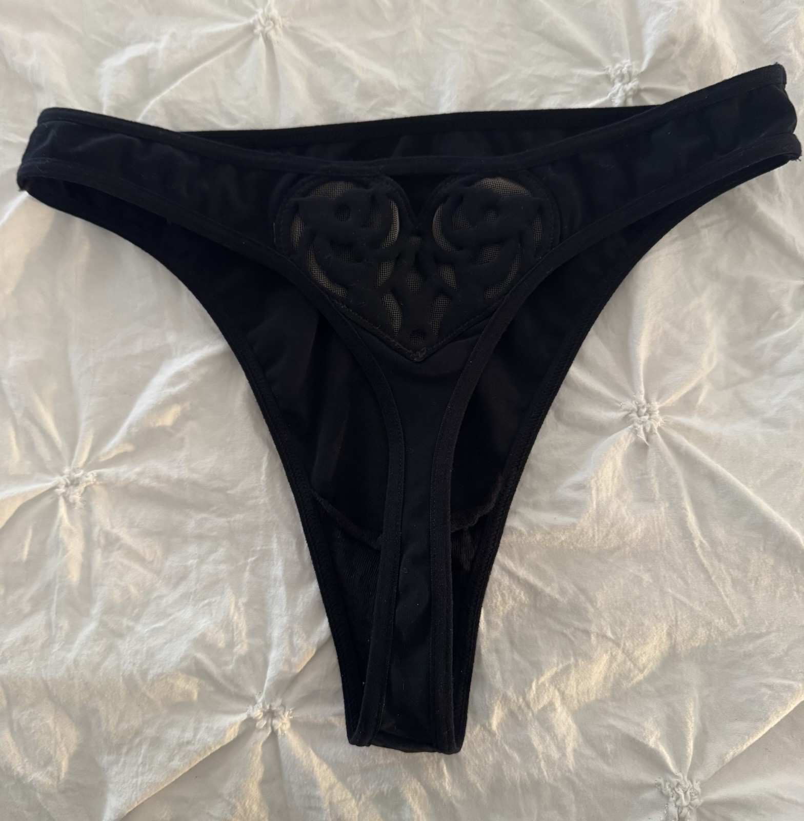 Vintage 2001 Victoria Secret Sexy Little Things Black Heart Thong Size S