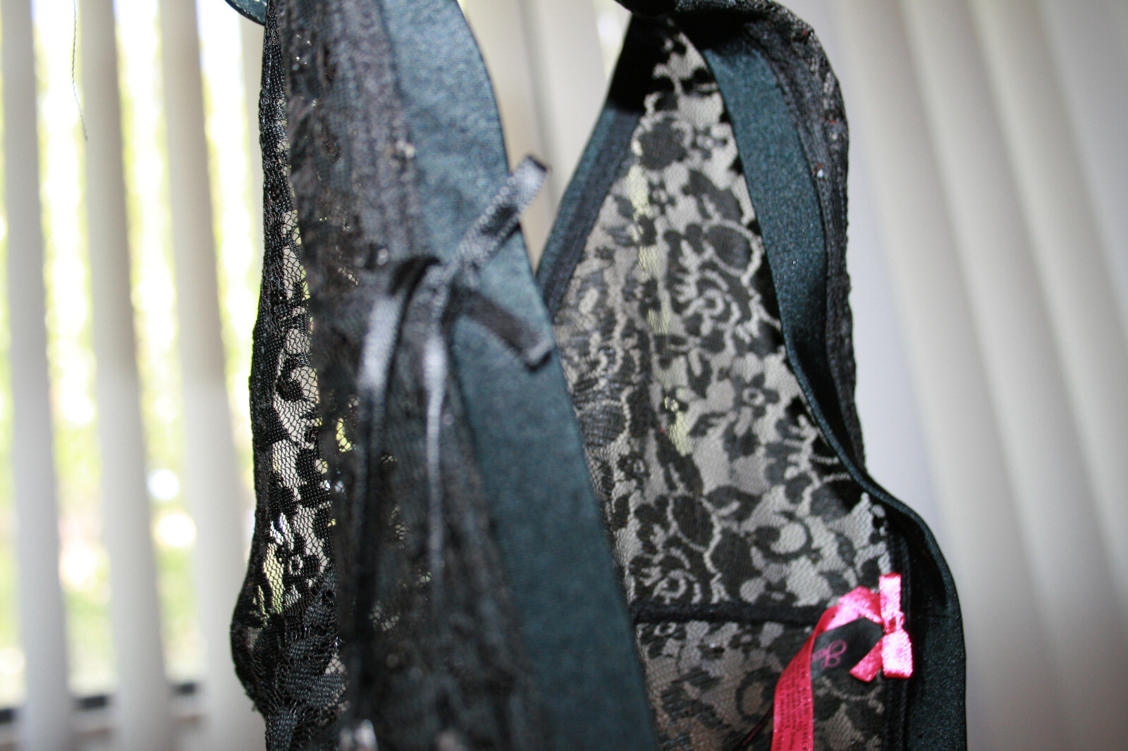 Victoria’s Secret Sexy Little Things Panties Black Sequins Lace Small Hiphugger