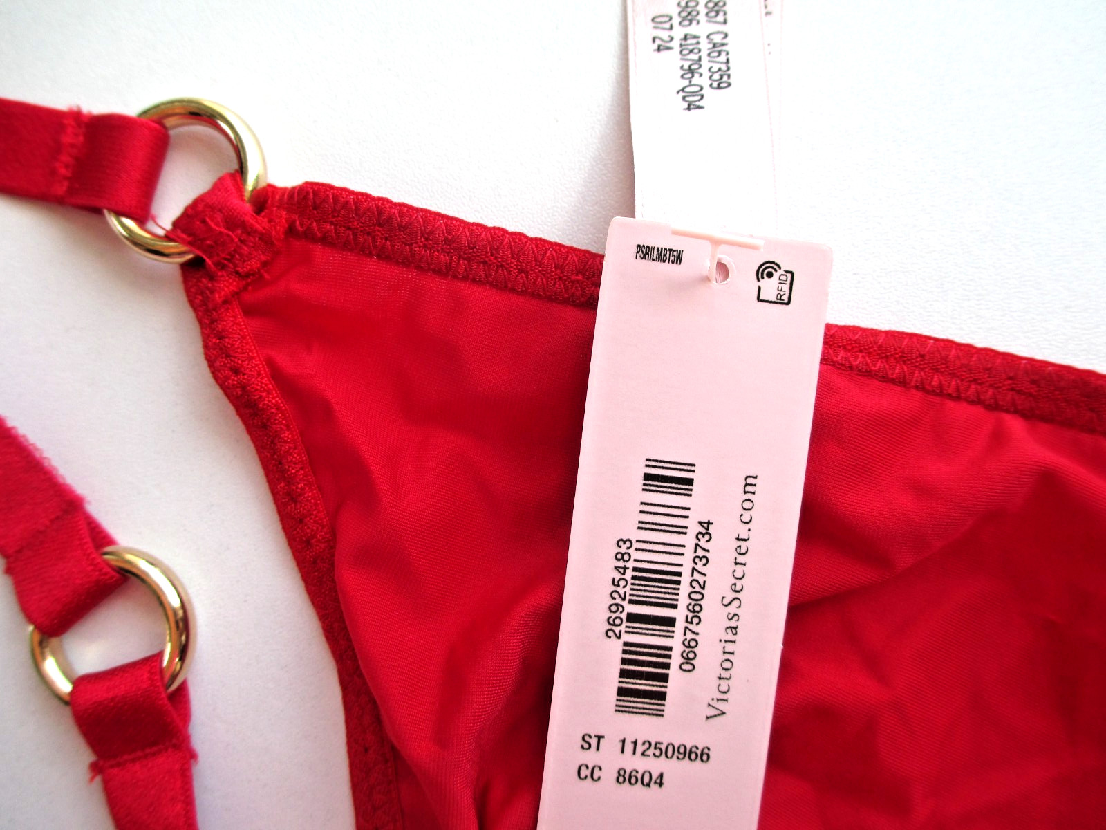 VICTORIA’S SECRET VERY SEXY V-String Thong Panty XL Red NWT Ring Hardware VS