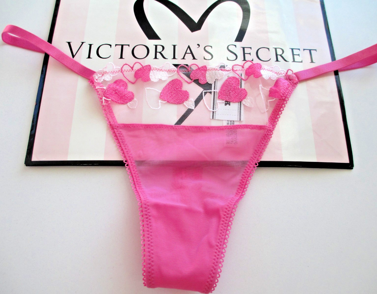 VICTORIA’S SECRET PINK Wink Thong Panty S M L XL Hearts Embroidery FREE SHIP 4+
