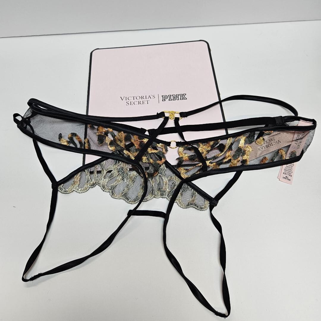 Victoria’s Secret NWT crotchless leopard embroidery Brazillian panty