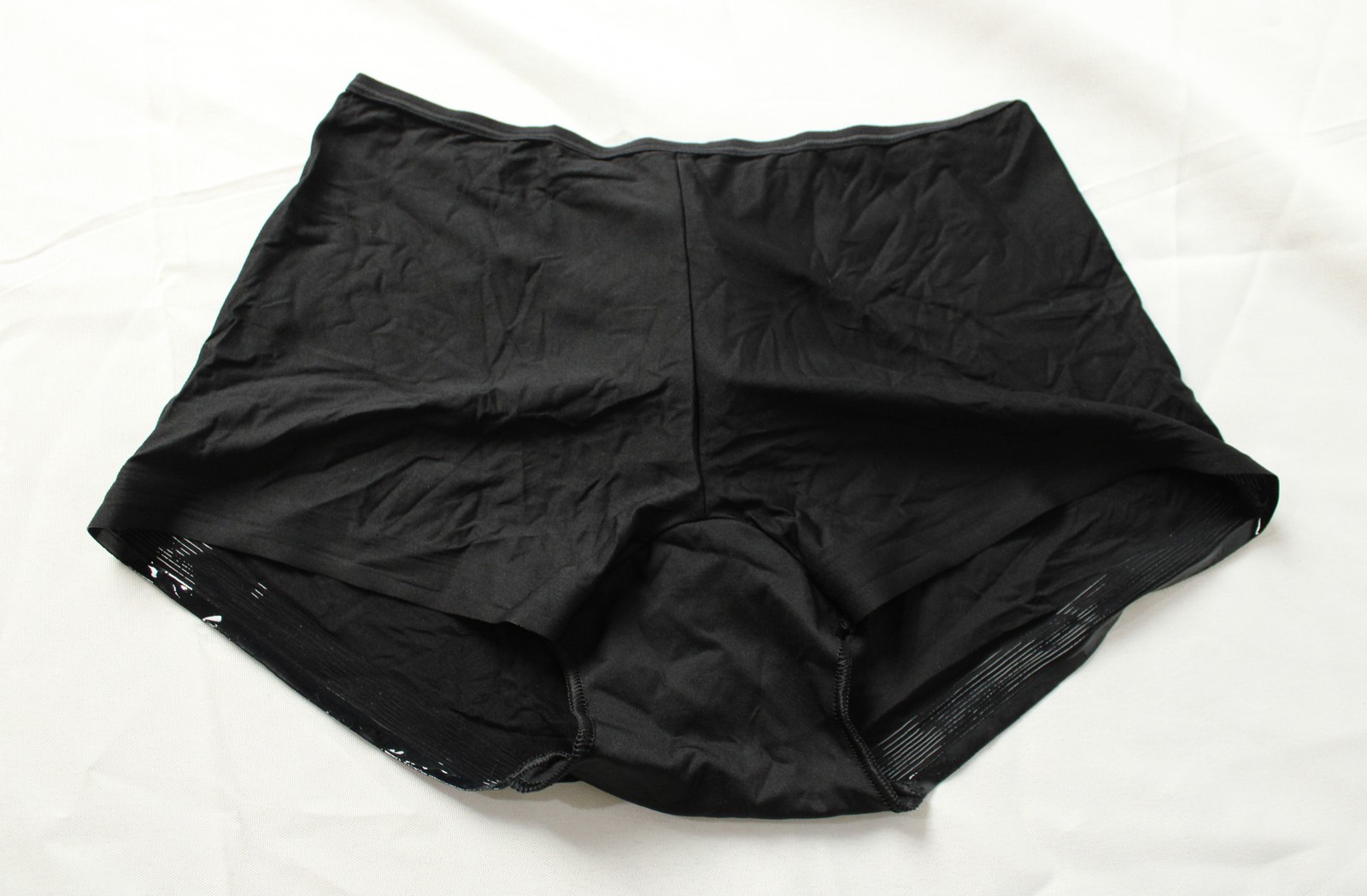 Soma Women’s Vanishing Edge Soft Breathable Boyshort Panty DH3 Black Large NWT