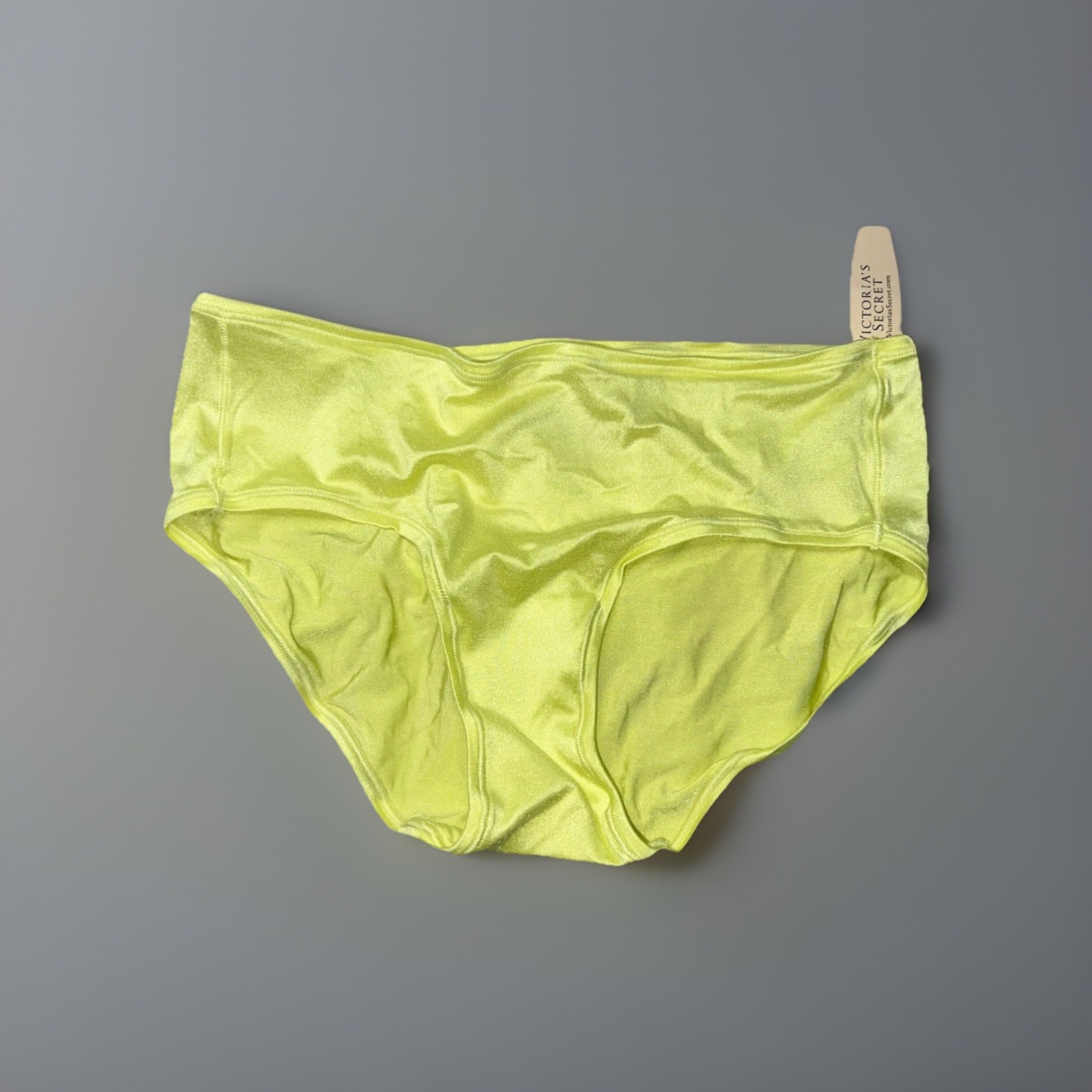 VINTAGE VICTORIAS SECRET NEON LIME SILKY SMOOTH NO SHOW FABULOUS PANTIES L NWT