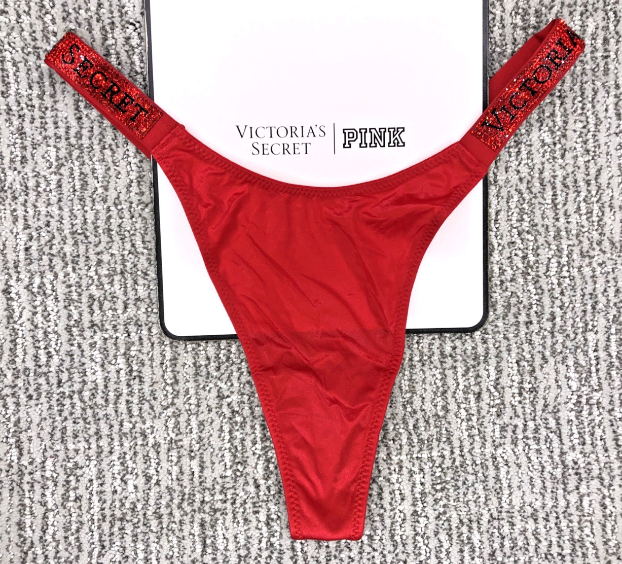Victoria’s Secret Very Sexy NWT Medium Red Spellout Shine Strap Thong Panty
