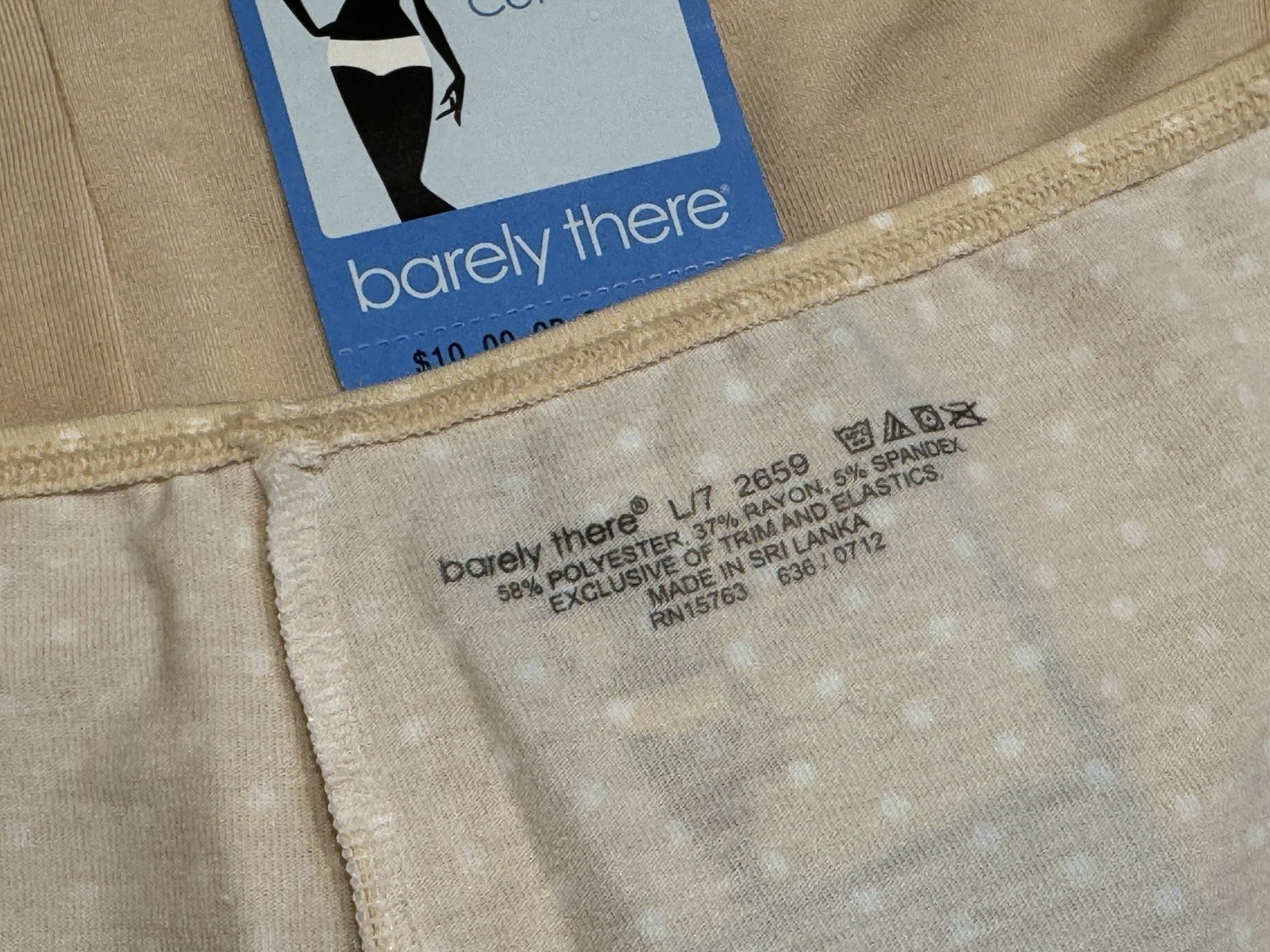 NWT 3 Pairs Barely There Ultra Soft Boyshort Panties Style 2659 Size L/7