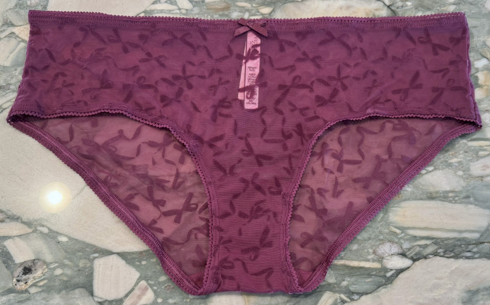 NEW Victoria Secret Mesh Velvet Flocked Bows Hiphugger – Very Berry – XL or XXL