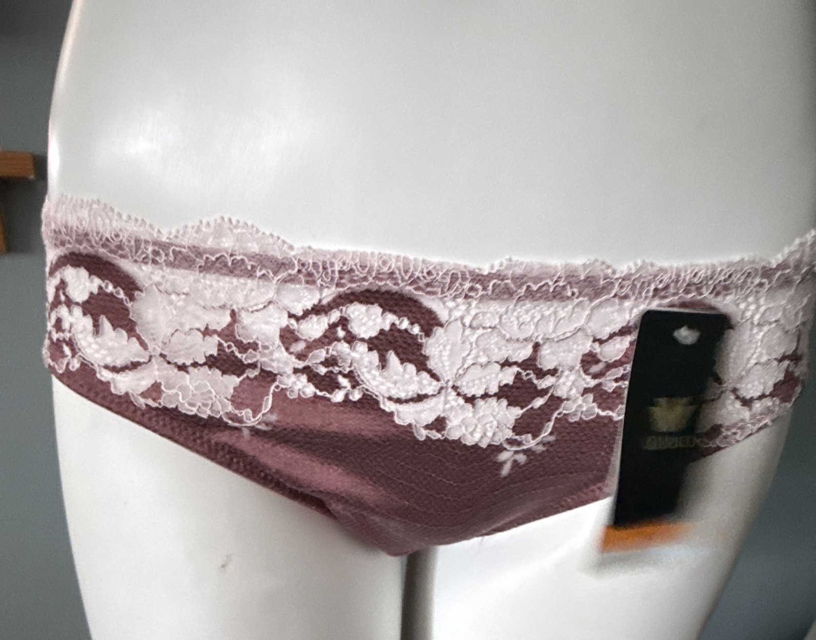 Wacoal Bikini Panties S Mauve/Pink Floral Lace Trim Stretch Polyester NWT