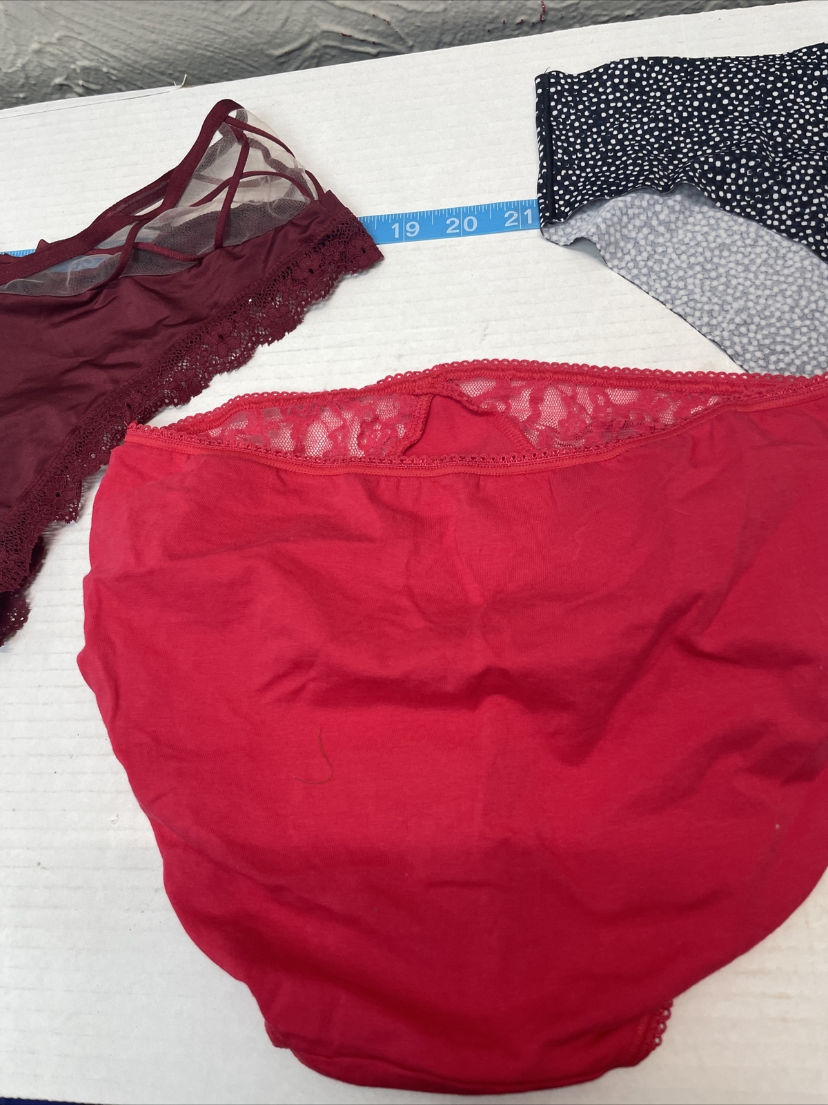 Lululemon Victoria’s Secret VS PINK Assorted Size S Panties – Lot of 3