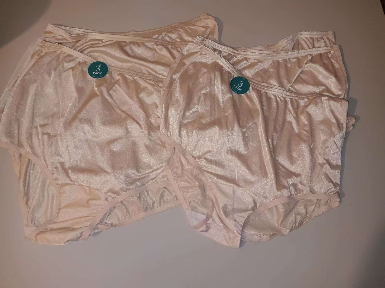 6 Pair of Vanity Fair Women’s High Waisted Nylon Panties Nude Sz S