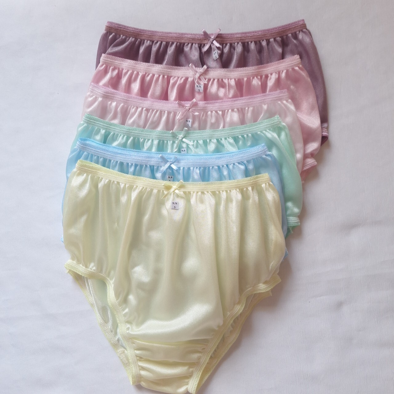 6 Underwear Woman Nylon Silky Soft Panty Light Panties Hight Waist24″-28″ Size S