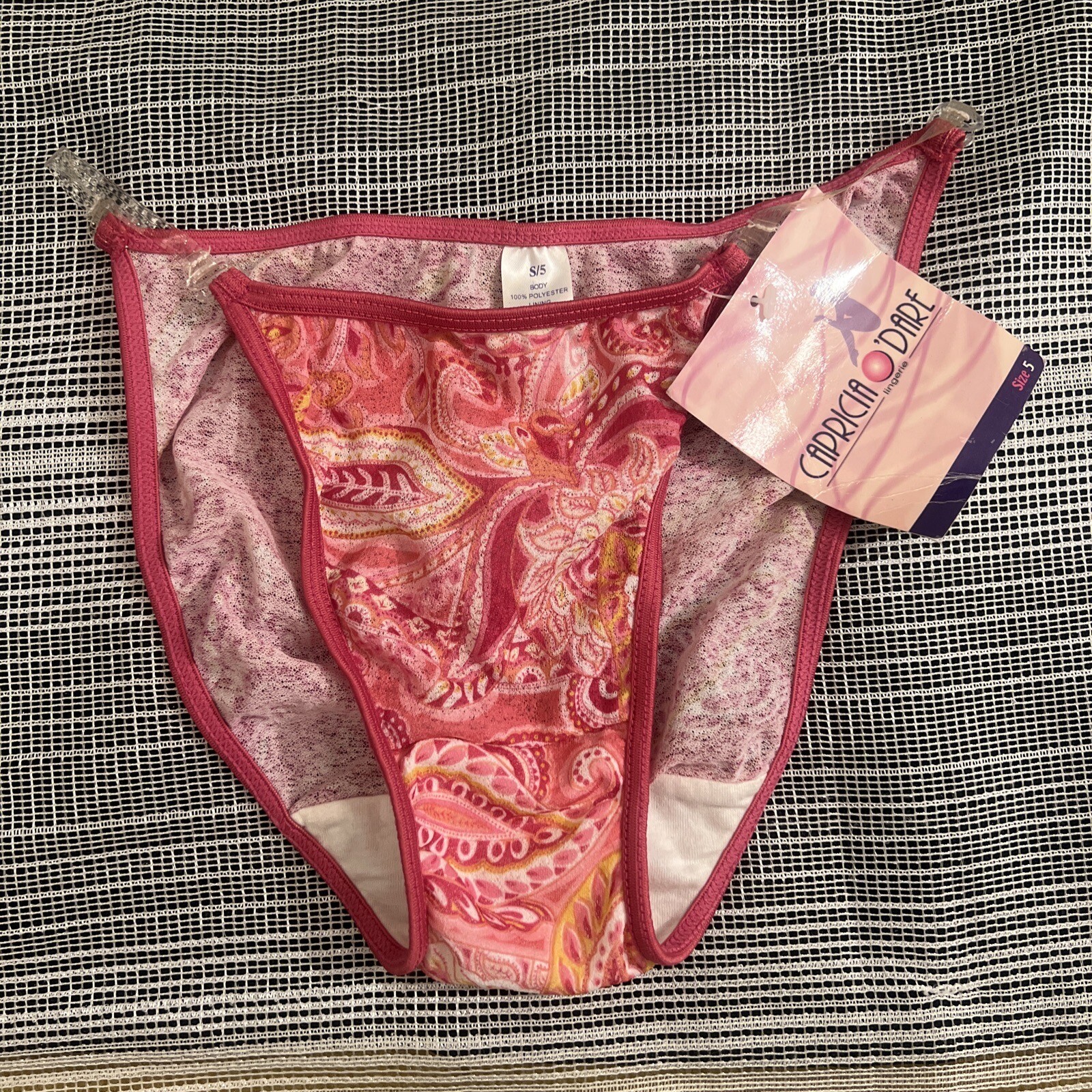 VINTAGE WOMEN’S LINGERIE PANTIE CAPRICIA O’DARE SIZE S/5 BODY 100% POLYESTER