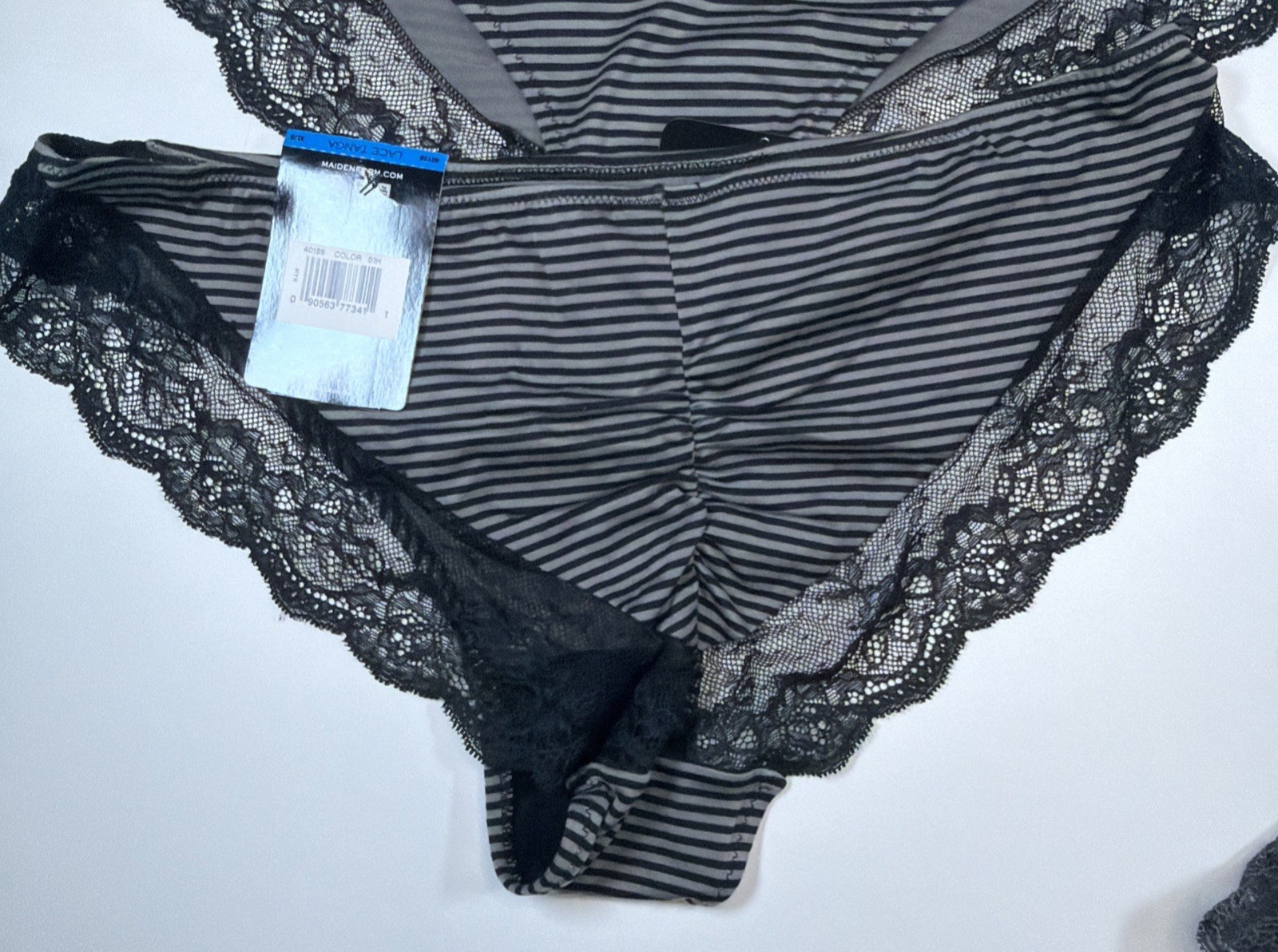 Maidenform Invisible Comfort Devotion Tanga Panties 40159 3 Pk 2XL/9 Grey NEW