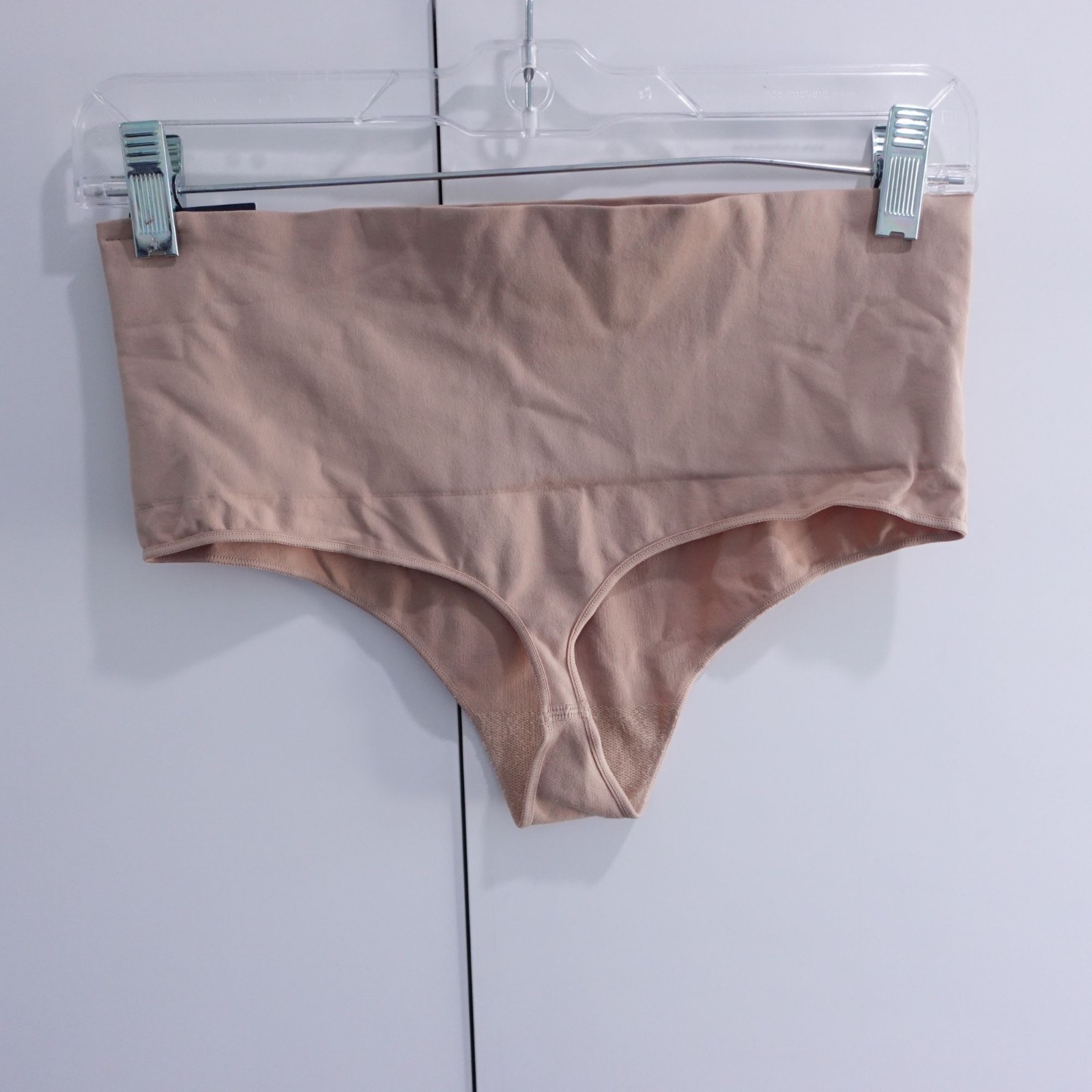 NEW SPANX Women’s EcoCare Shaping Thong Underwear Size XL Toasted Oatmeal 40048R