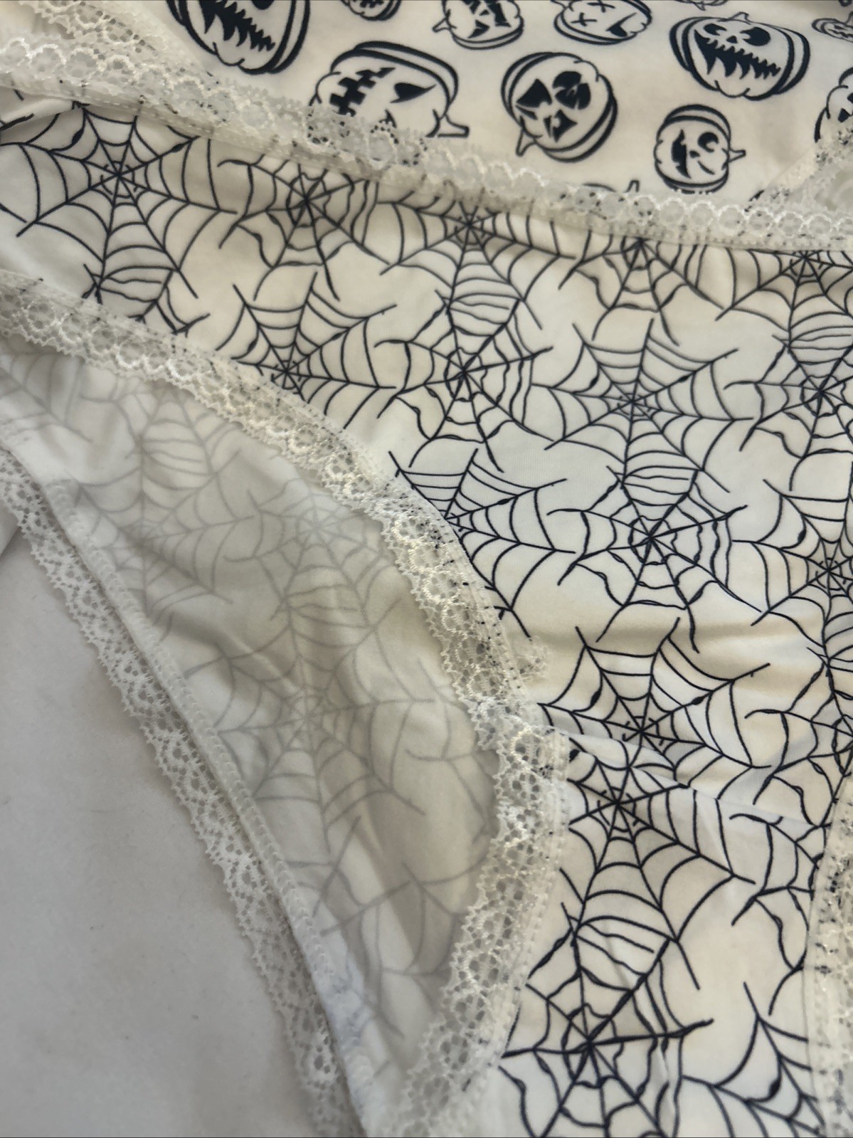 Morvia 3pk lace trim goth Skater Emo panties M Black & White Skull Web Jack New
