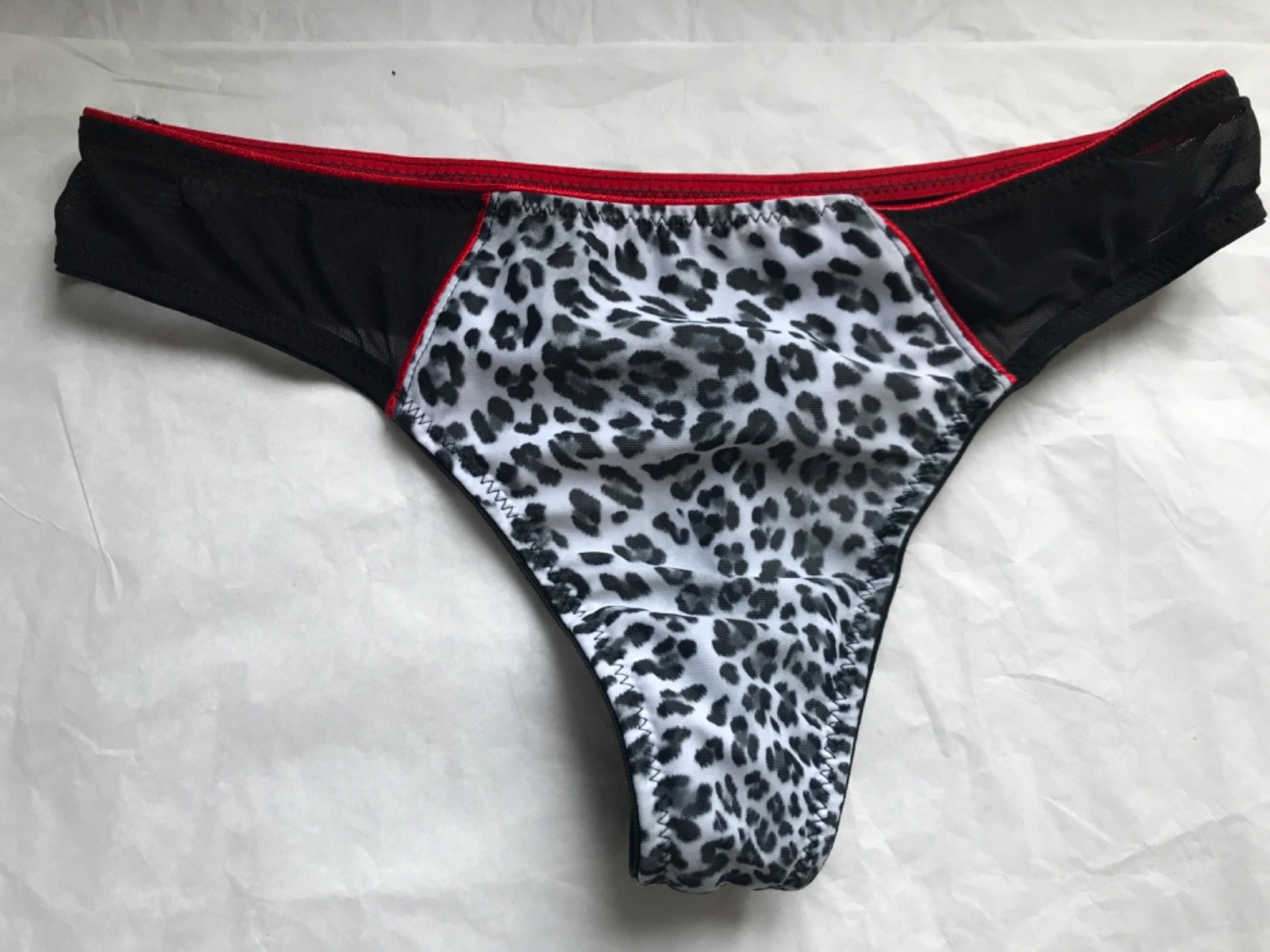 Black red animal print thong string new uk 10/12 mesh thong