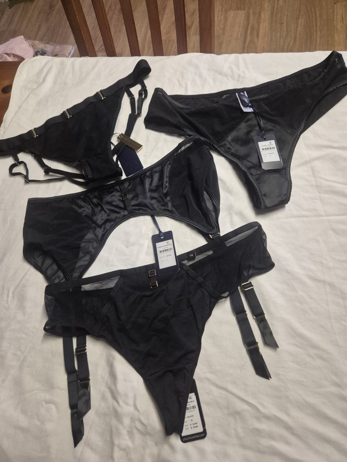 City Chic Xs Garter Set Plus Size 14 Assortment