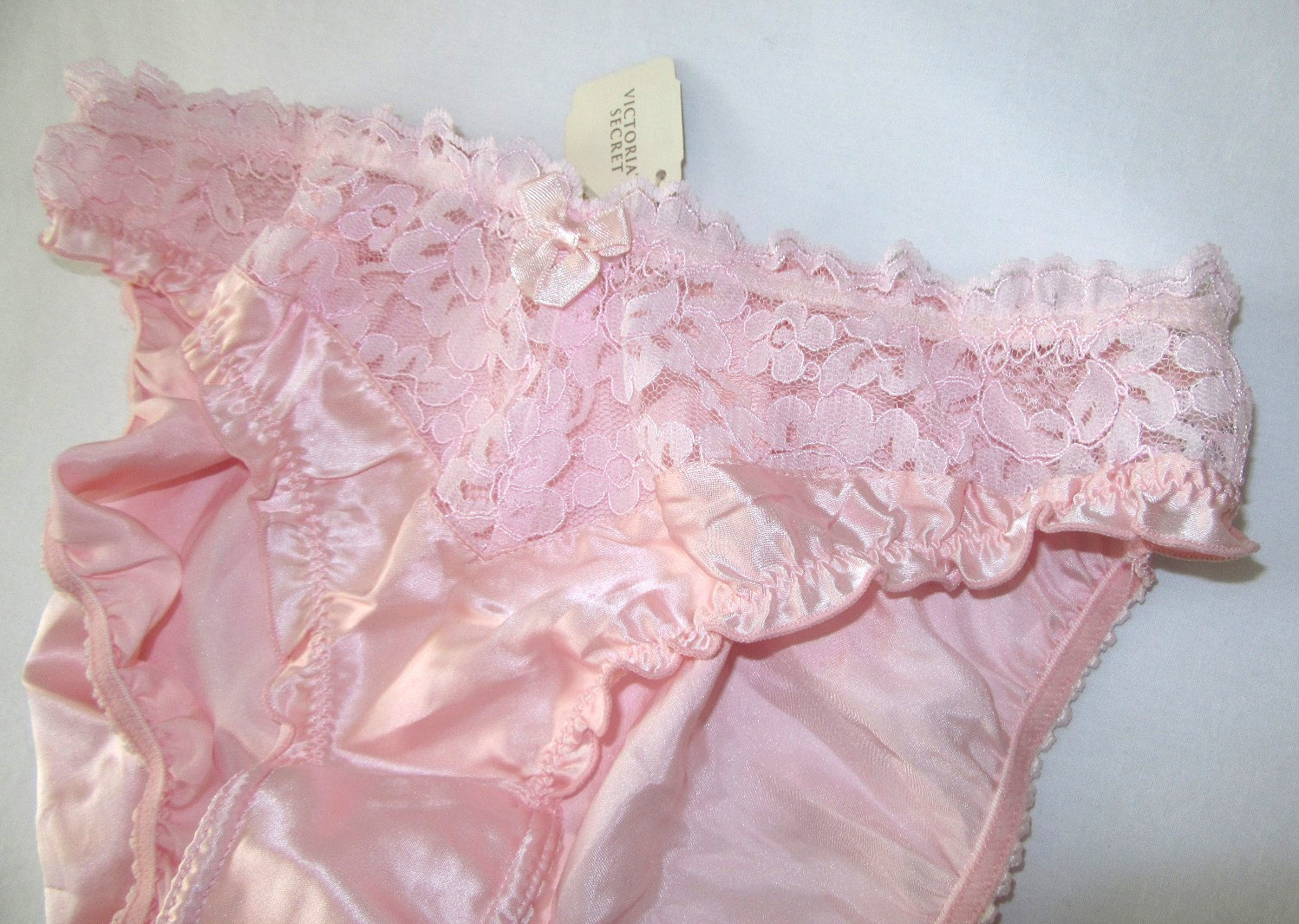 Vintage Victoria’s Secret 100% Silk Lace Bikini Panty – Light Pink, Medium, New