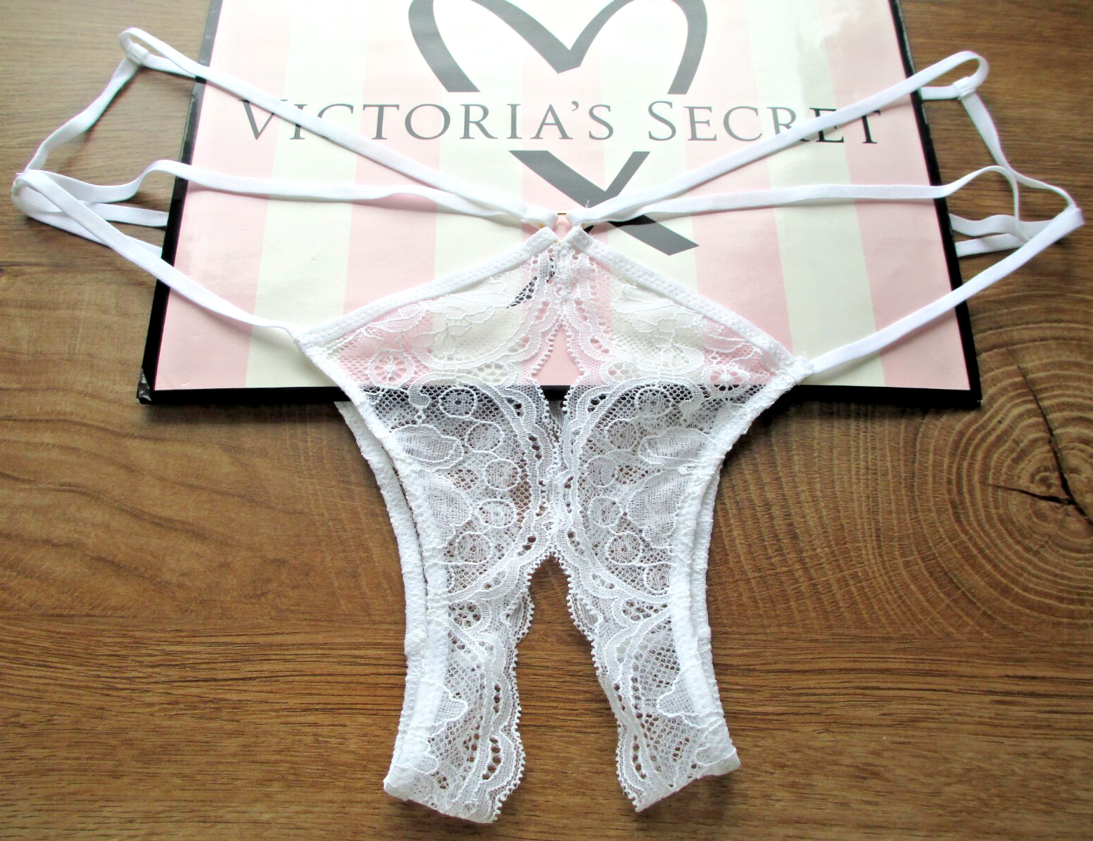 VICTORIA’S SECRET VERY SEXY High Leg Cheeky Panty M L White NWT Strappy VS Open