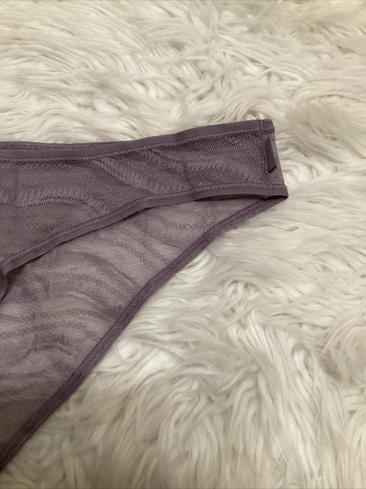 Calvin Klein Sz L. Women’s Underwear Allover Lace Bikini QD3972-031 Purple $15