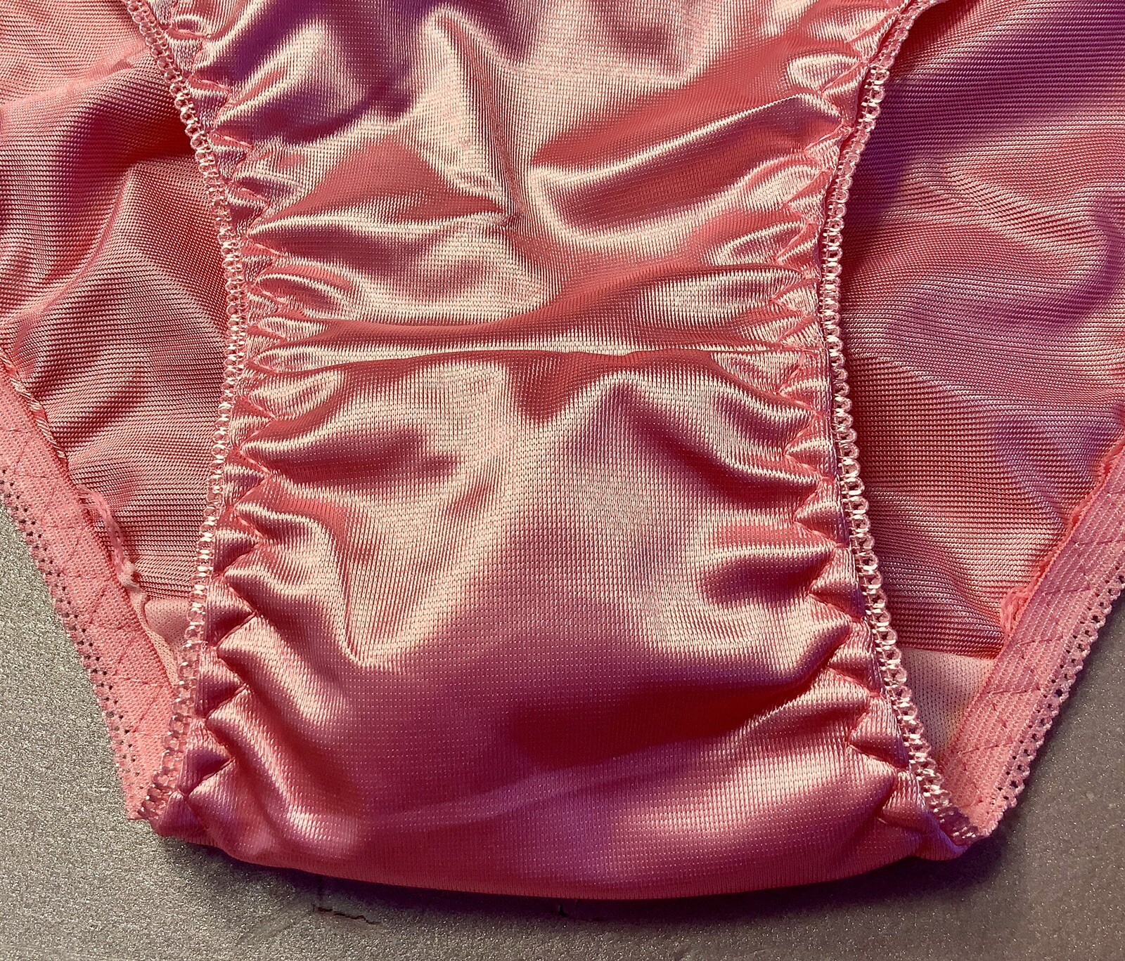 Women Panties Bikinis ANN DIANE Size M. Pink Shiny Satin Soft W/decoration
