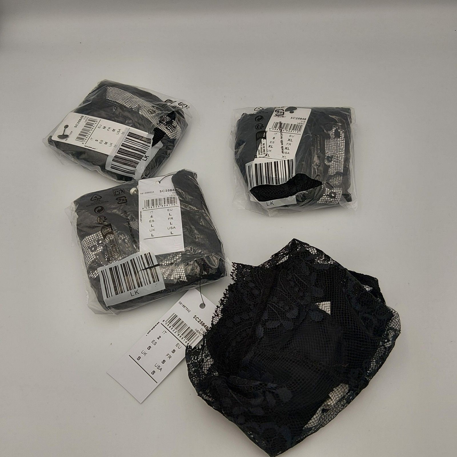 Intimissimi XL Black Floral Lace & Mesh Brazilian Panties Pearl Detail NWT