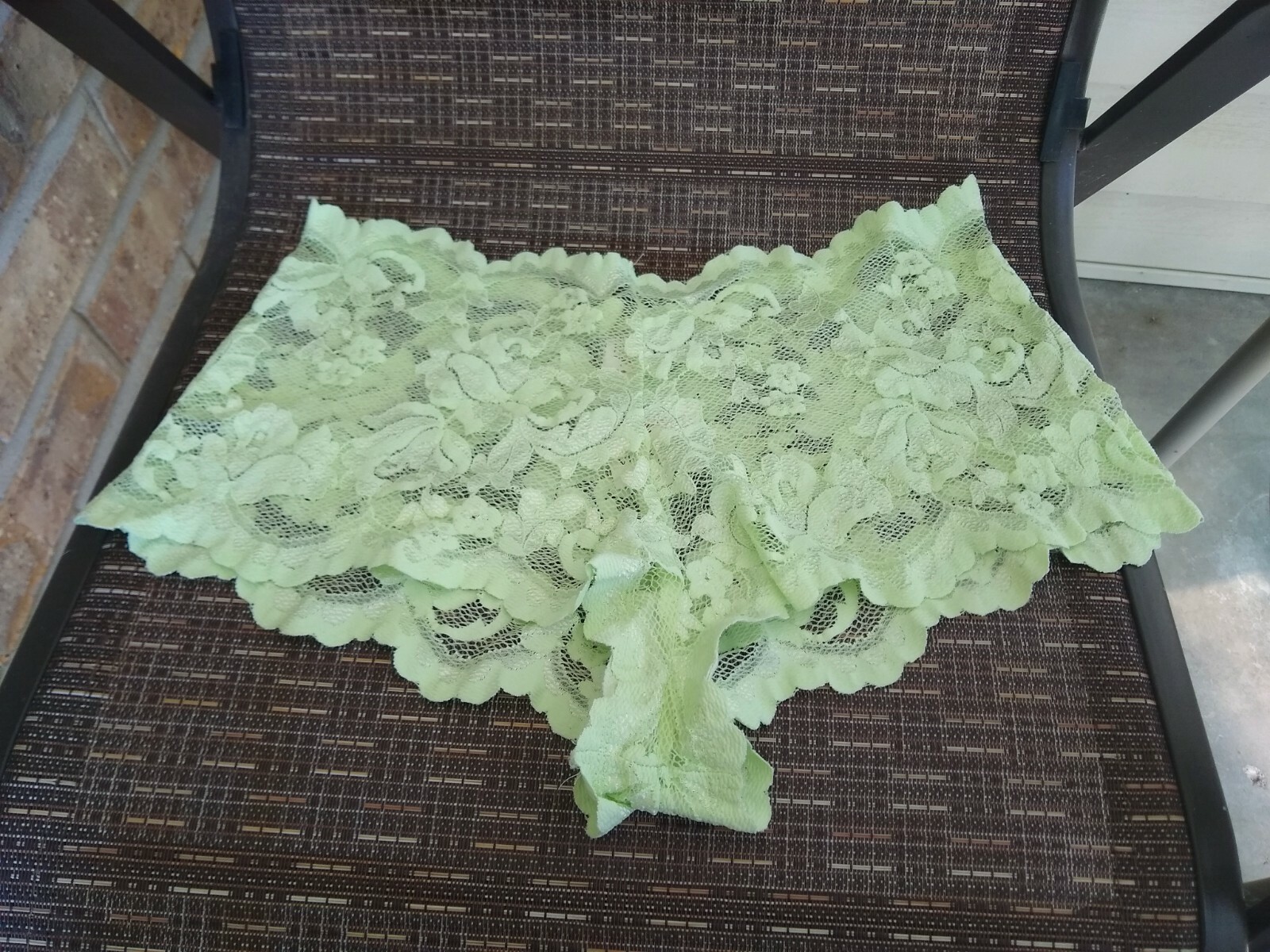 NWT Vintage 1999 Victoria’s Secret Chartreuse Sheer Lace Shortie Panties Size L