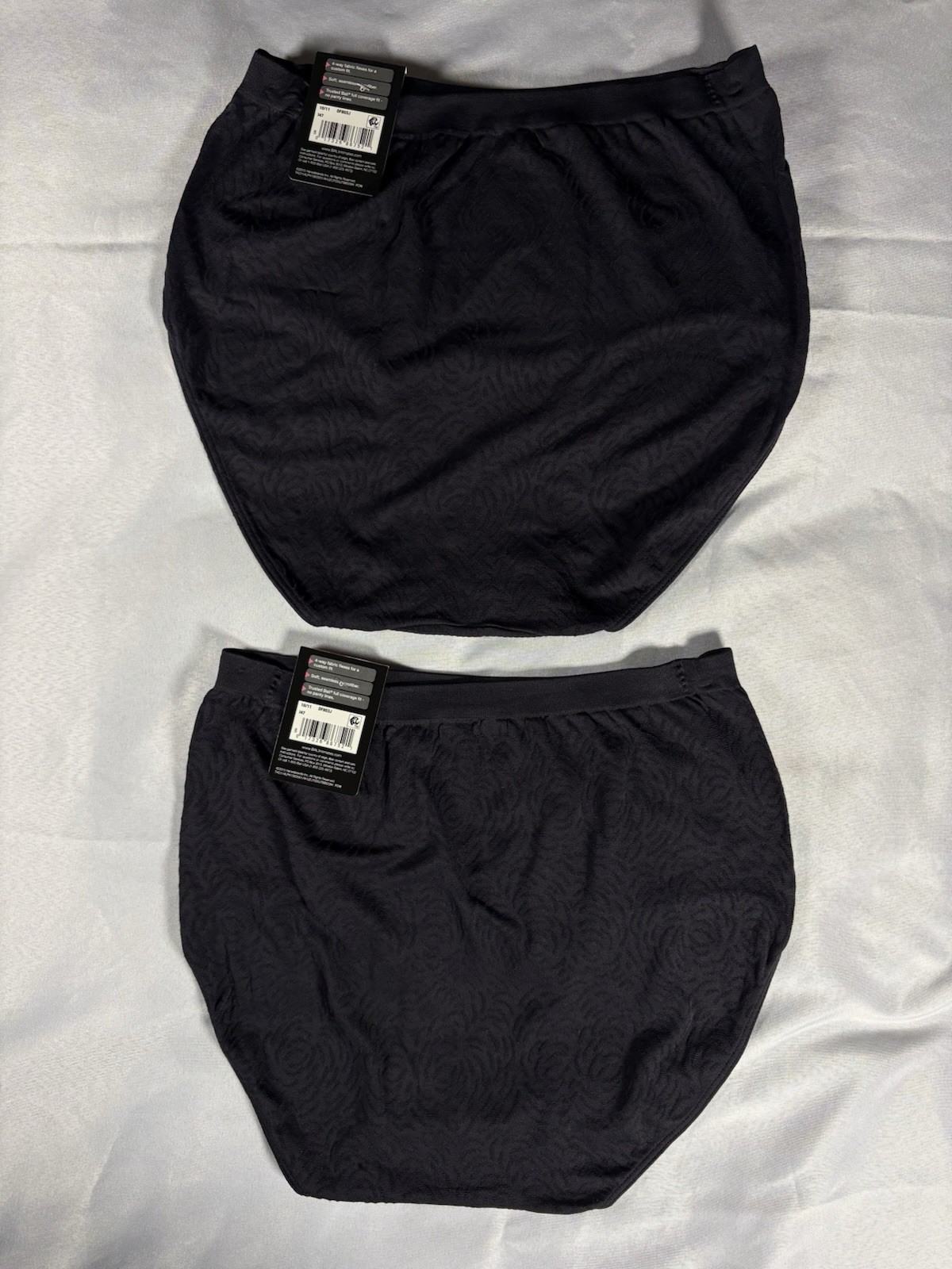NEW Bali Comfort Revolution Seamless Black Brief 2 Pair DF803J Women Size 10/11