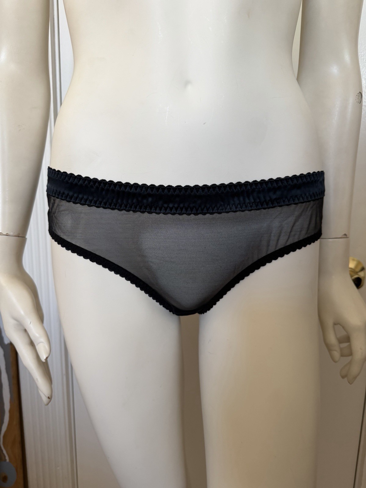 Les Jupons de Tess LJT ouvert open panty Medium black silk tuxedo style