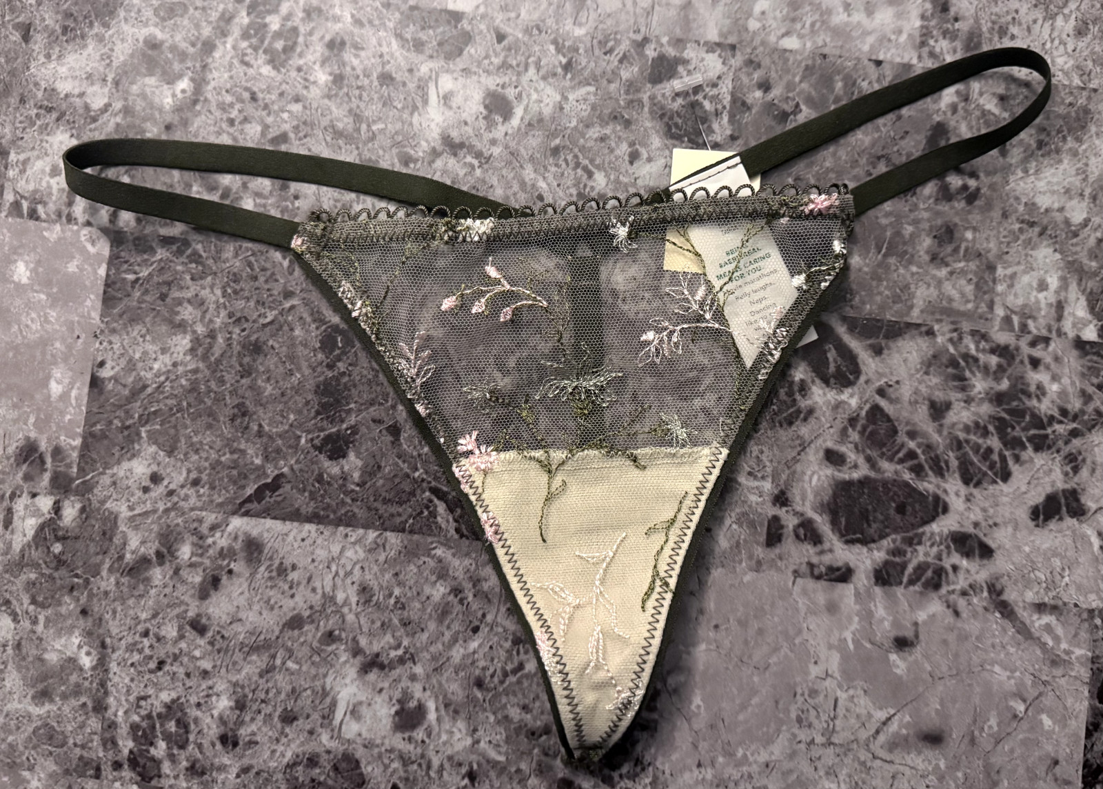 NWT AERIE AMERICAN EAGLE EMBROIDERED GREEN FLORAL NETTED PICOT V STRING PANTIES
