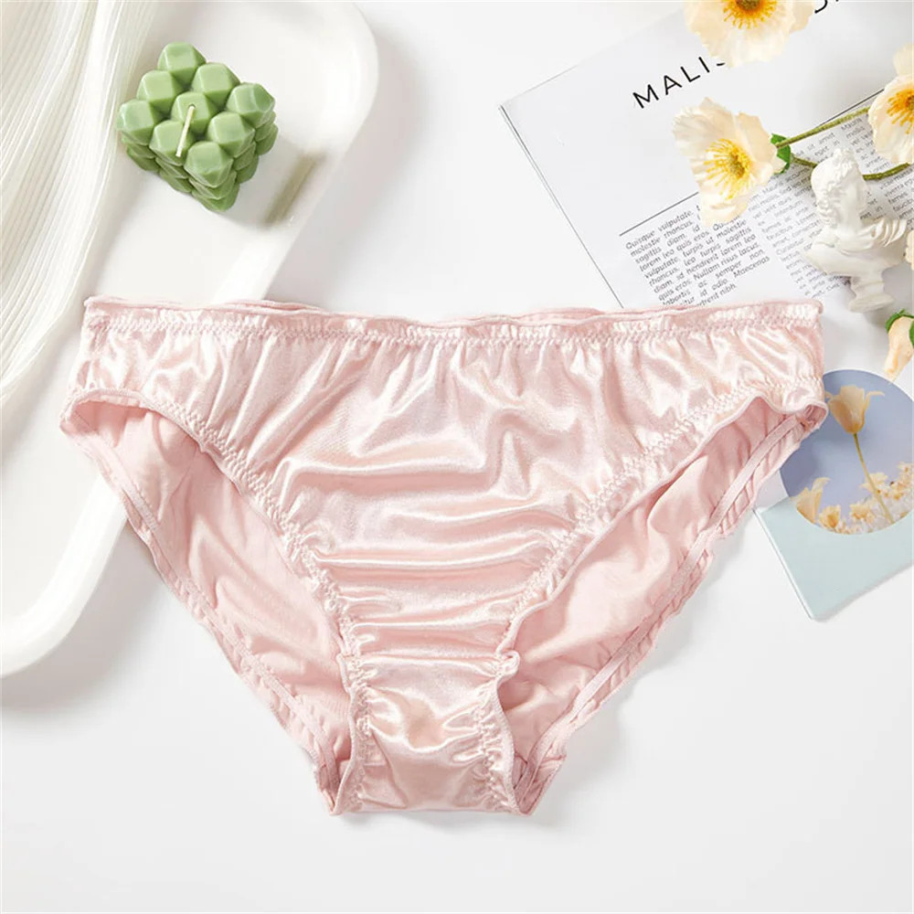 Women’s Plus Size Satin Ice Silk Seamless Frill Trim Invisible Underwear