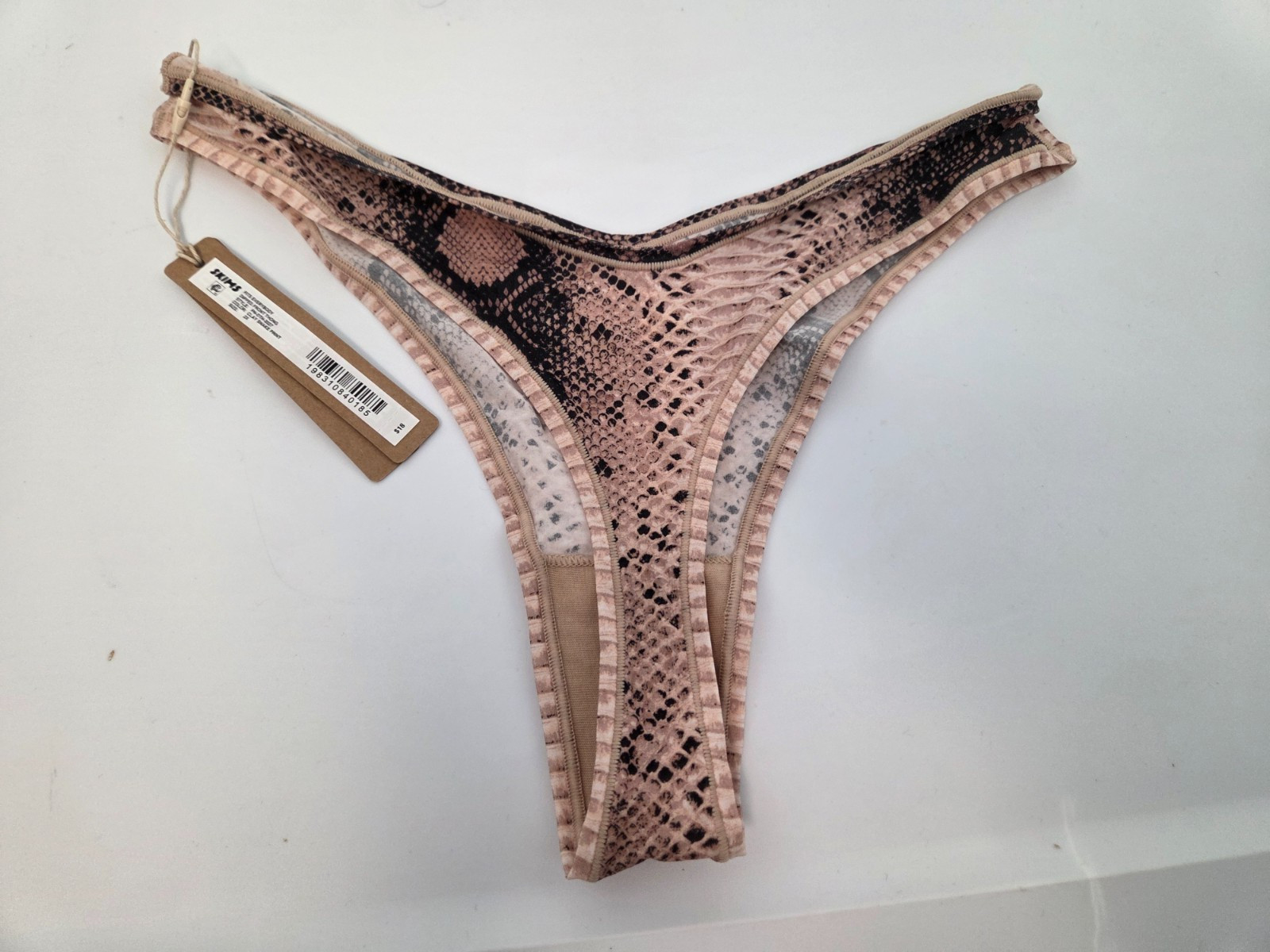 SKIMS Plus 2X Clay Snake Print Fit Everybody Dipped Front Thong NWT