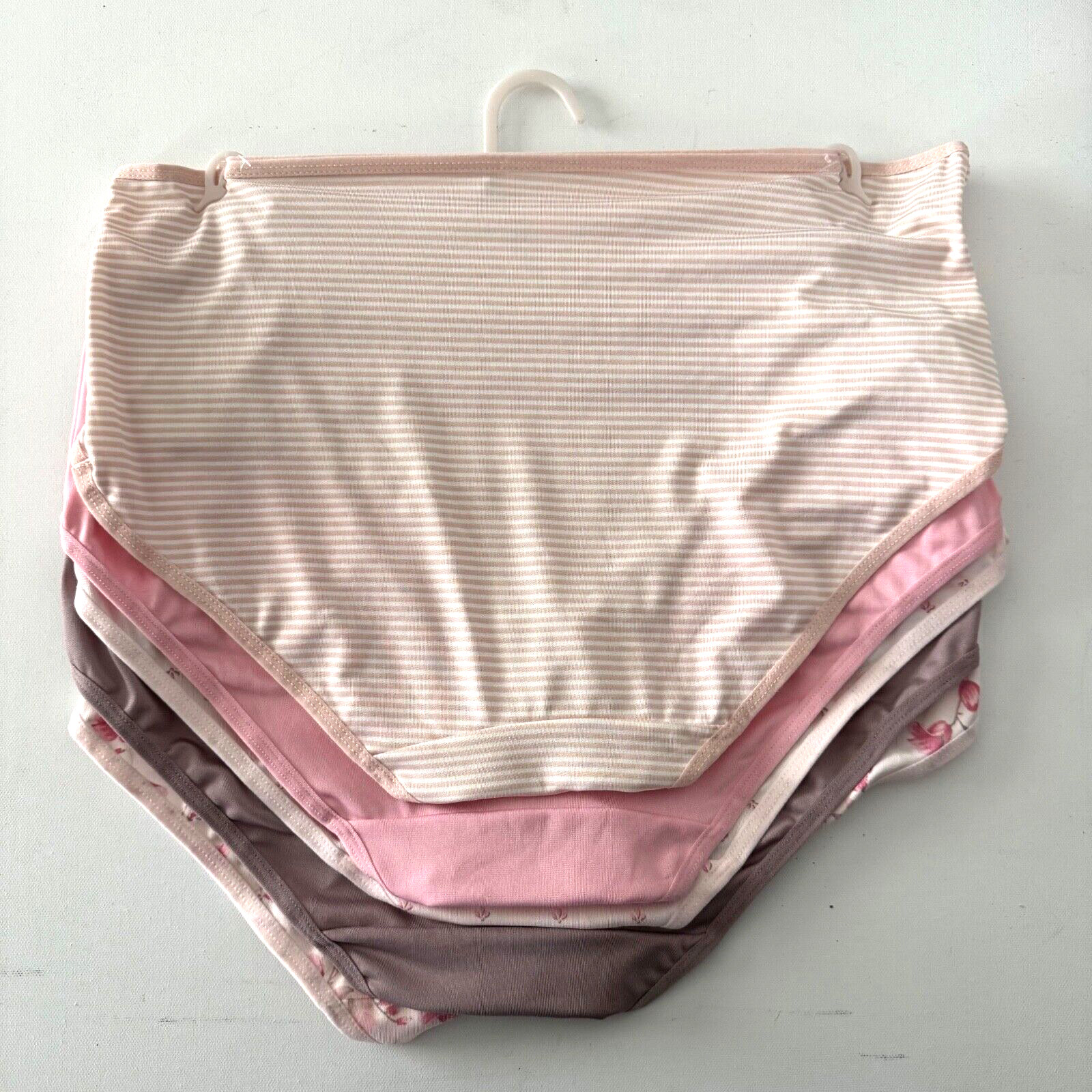 Laura Ashley Intimates Womens 5 Pack Plus Size 1X Soft Briefs Solid Floral