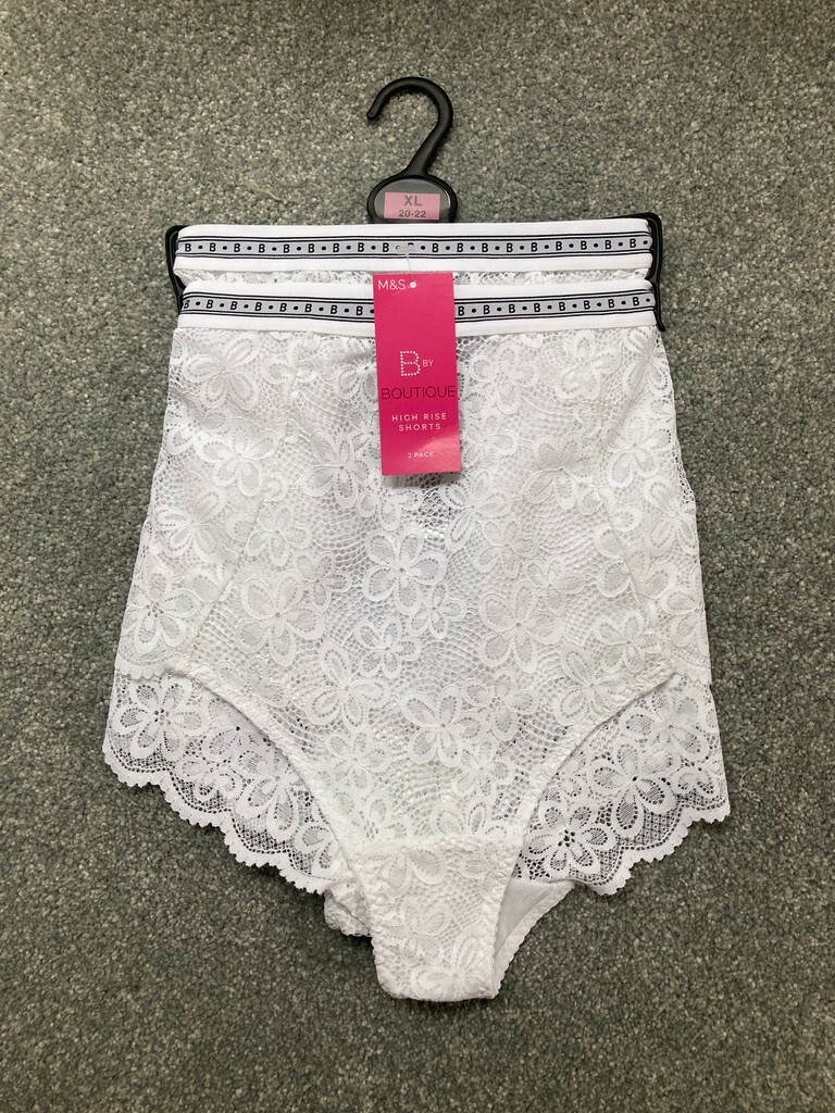 BNWT M&S B by Boutique White Cleo High Rise Shorts 2 Pack Size XL (20-22)