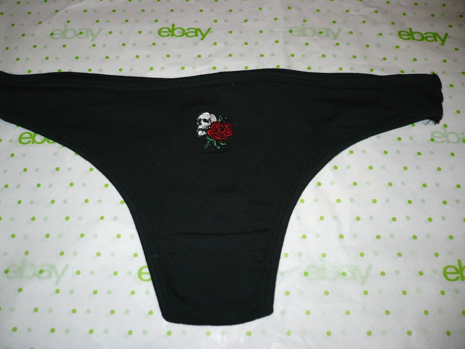 Rue 21 Women’s Cotton Thong Panties Medium Black W Embroidered Skull & Rose