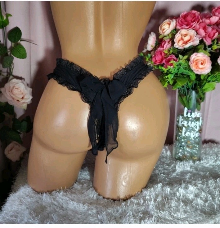 Rare Victoria’s Secret Bow Back Shiffon Ruffle Thong Medium