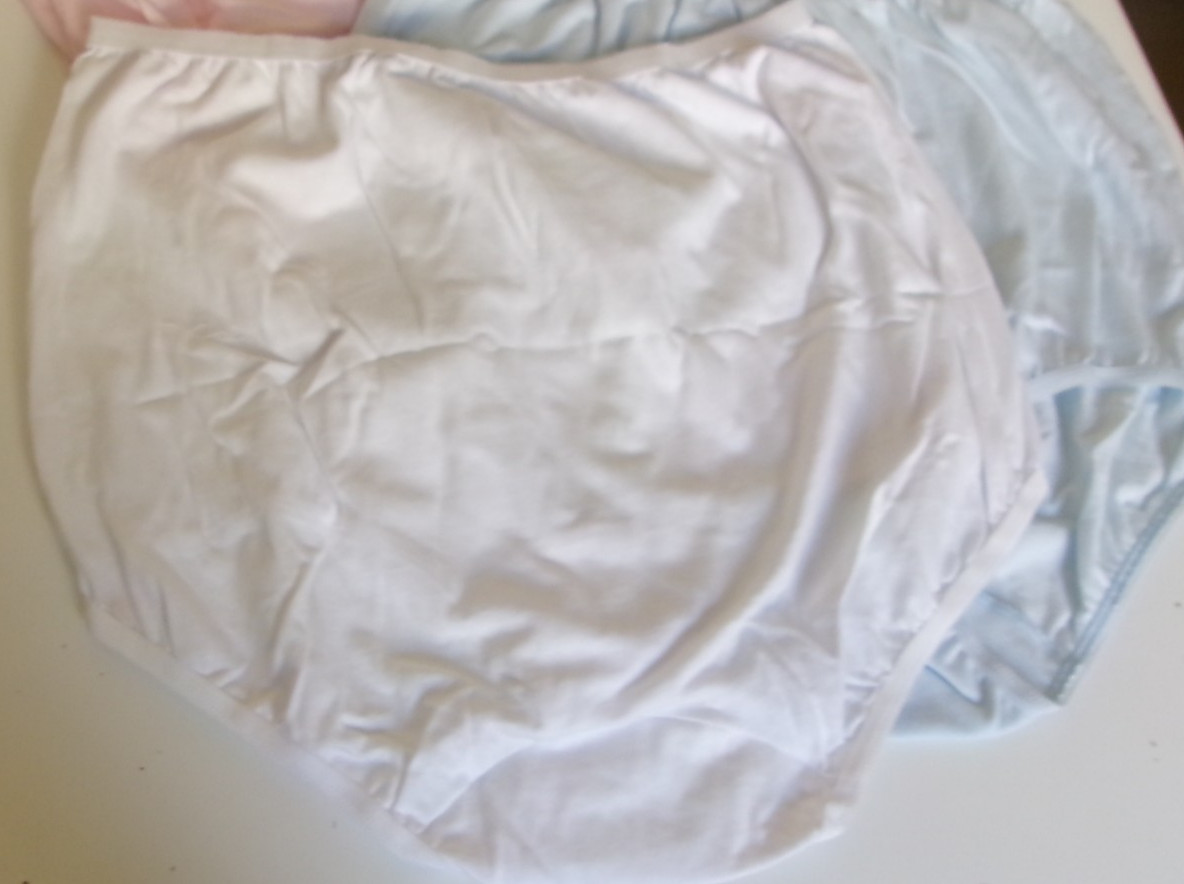 3 Dixie Belle by Velrose 100% Cotton Briefs White Pink Blue Size 8 Style 410