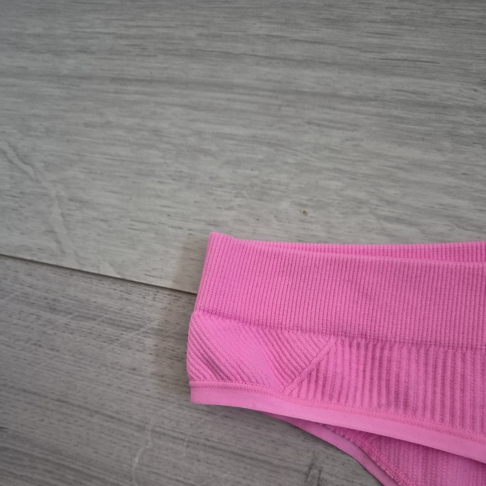 BNWT Elle Bright Pink Ribbed Thong Size Small 6-8