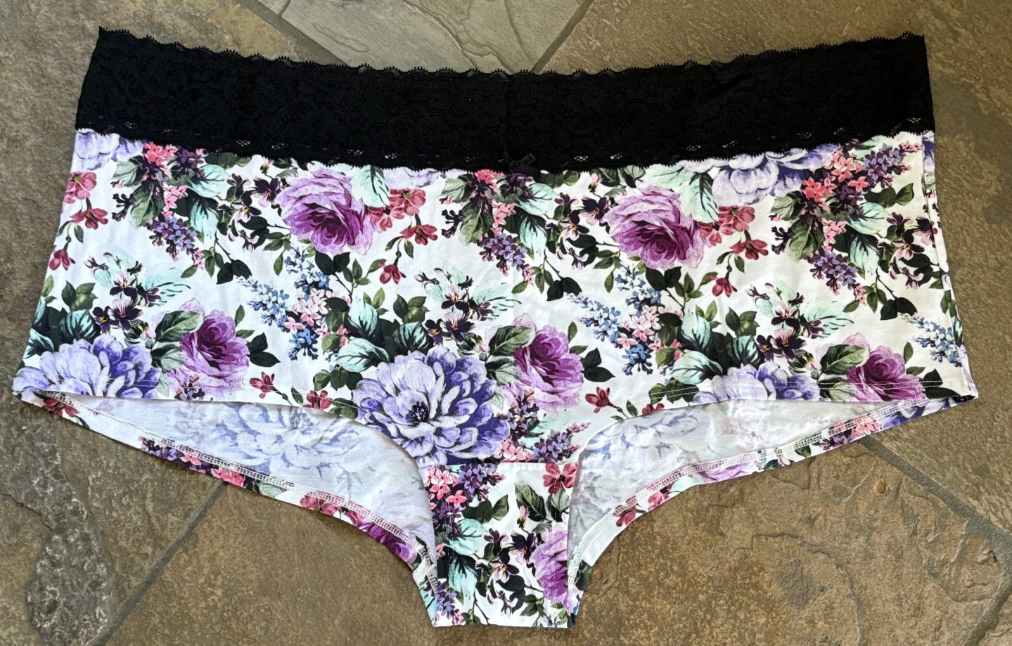 TORRID CURVE 4 (22/24) Roses with Black Lace Trim Hipster Panties #632 NWOT