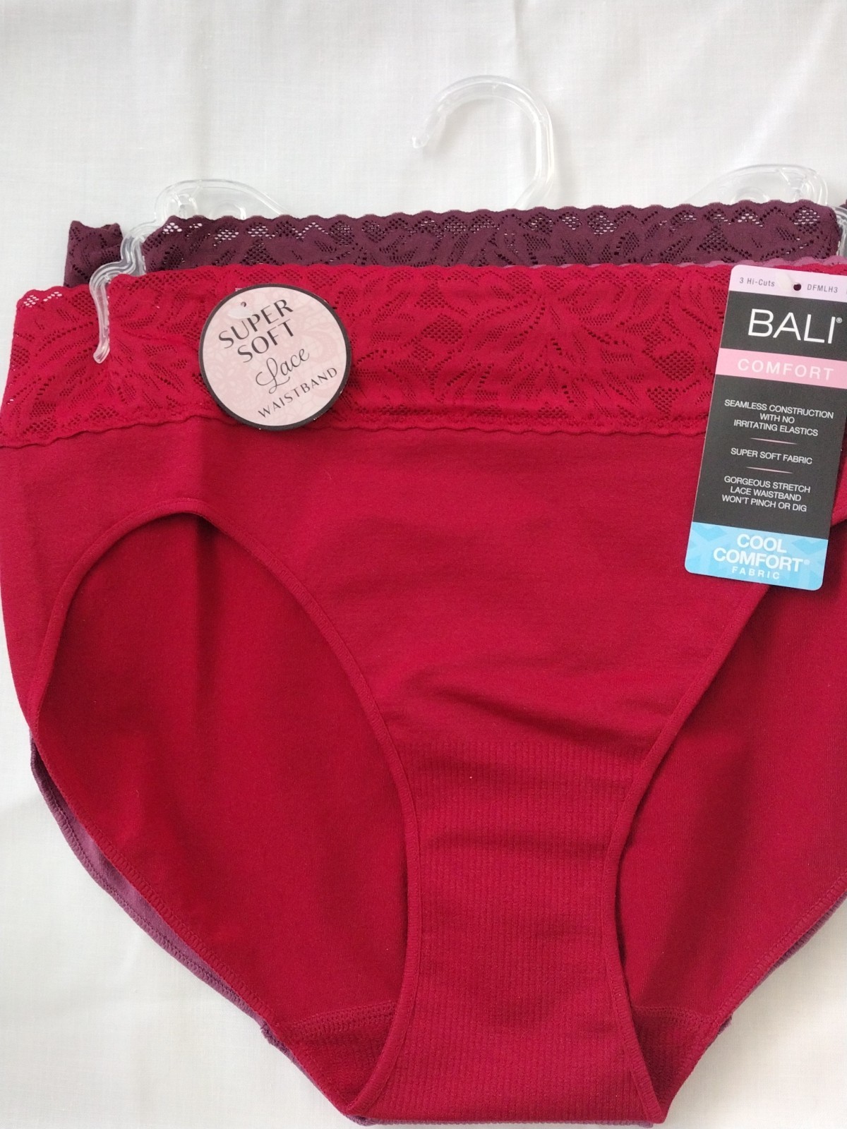 BALI 3 ASSORTED COLORS SIZE M/6 HI-CUTS PANTIES DFMLH3 SEAMLESS COMFORT NEW