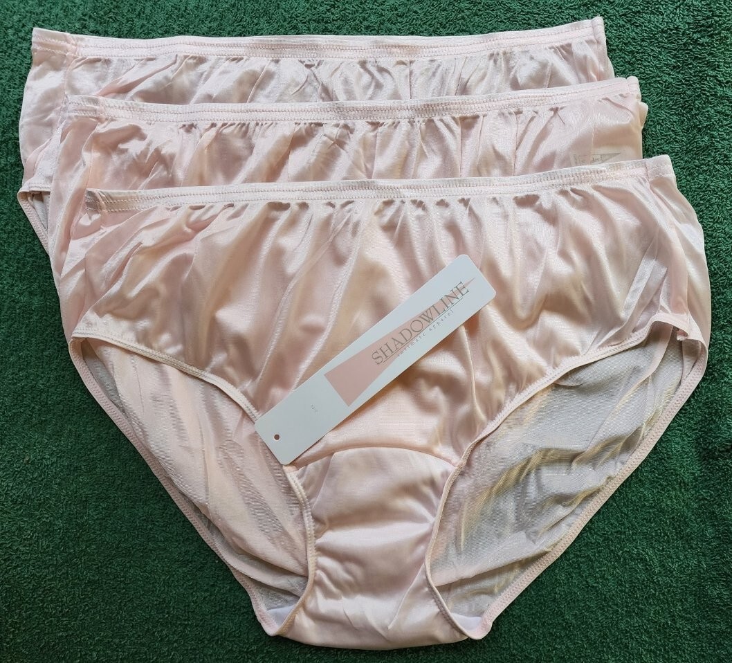 3 Pair Size 7 ShadowLine Hidden Elastic Hipster Panties NEW Color Blush Panty