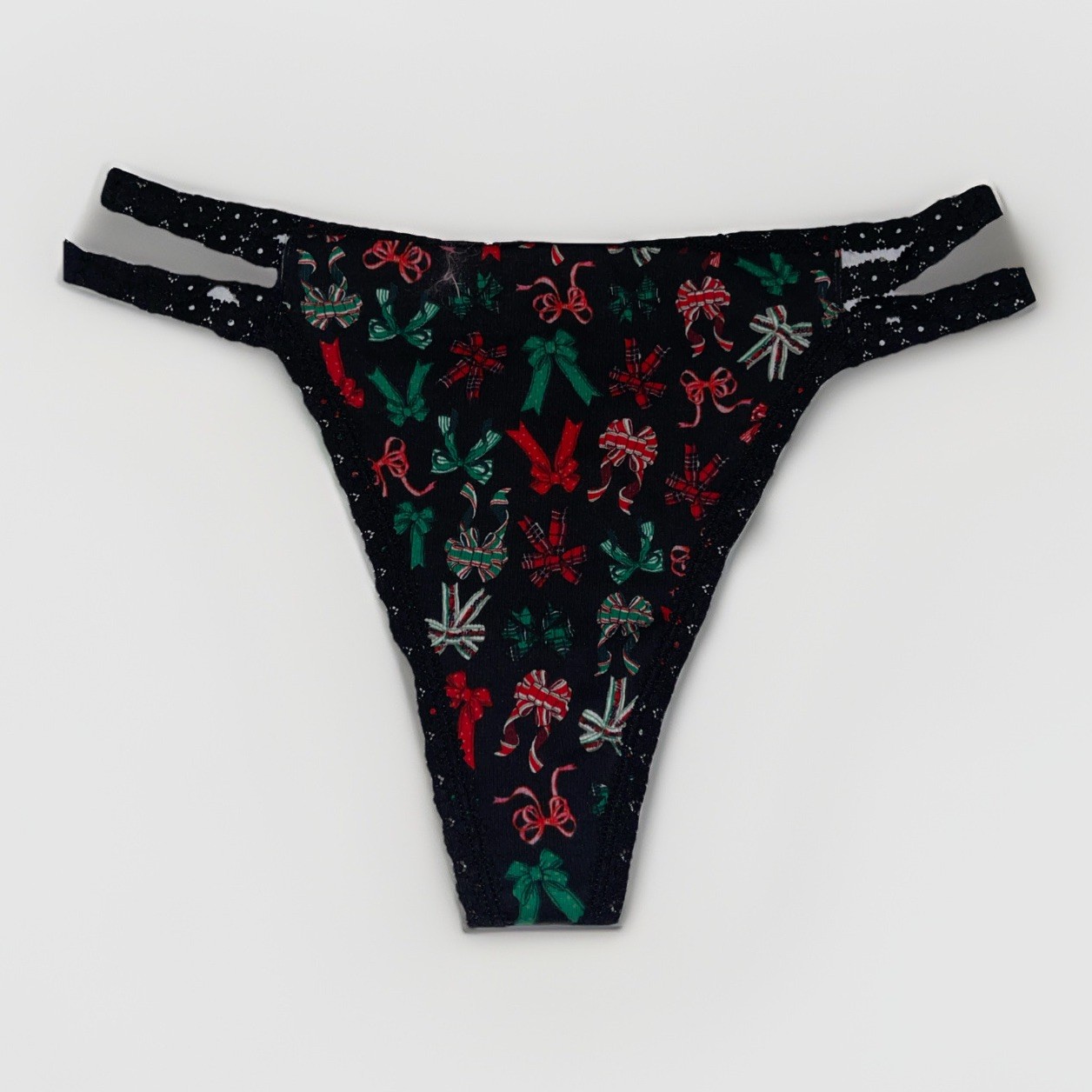 Victoria’s Secret Pink Thong Panty 2XL Black Christmas Bows NWT
